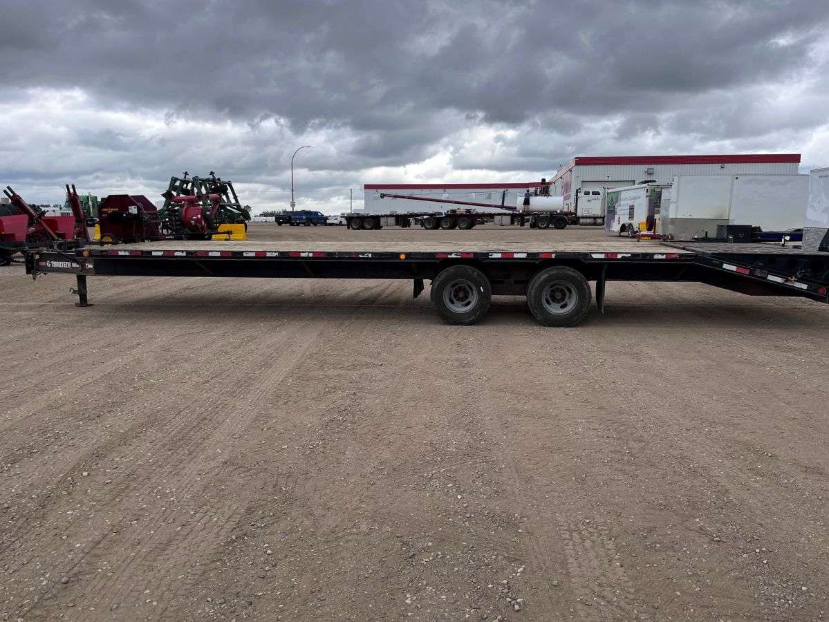 Used 2018 Trailtech TD210 8'5" x 26' Flat Deck