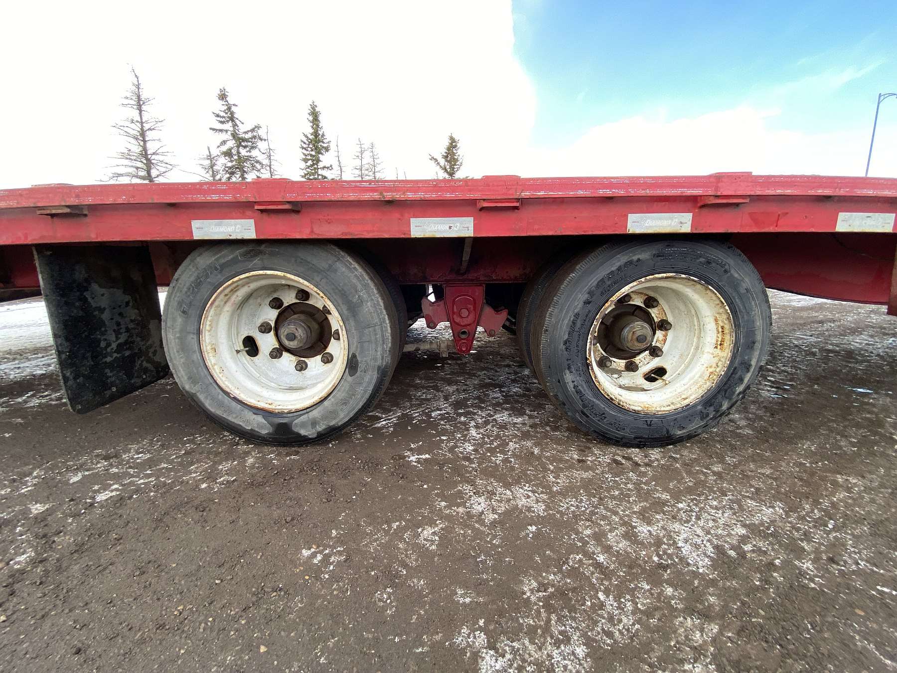 Used 2019 Diamond C 30' + 5' Gooseneck Trailer