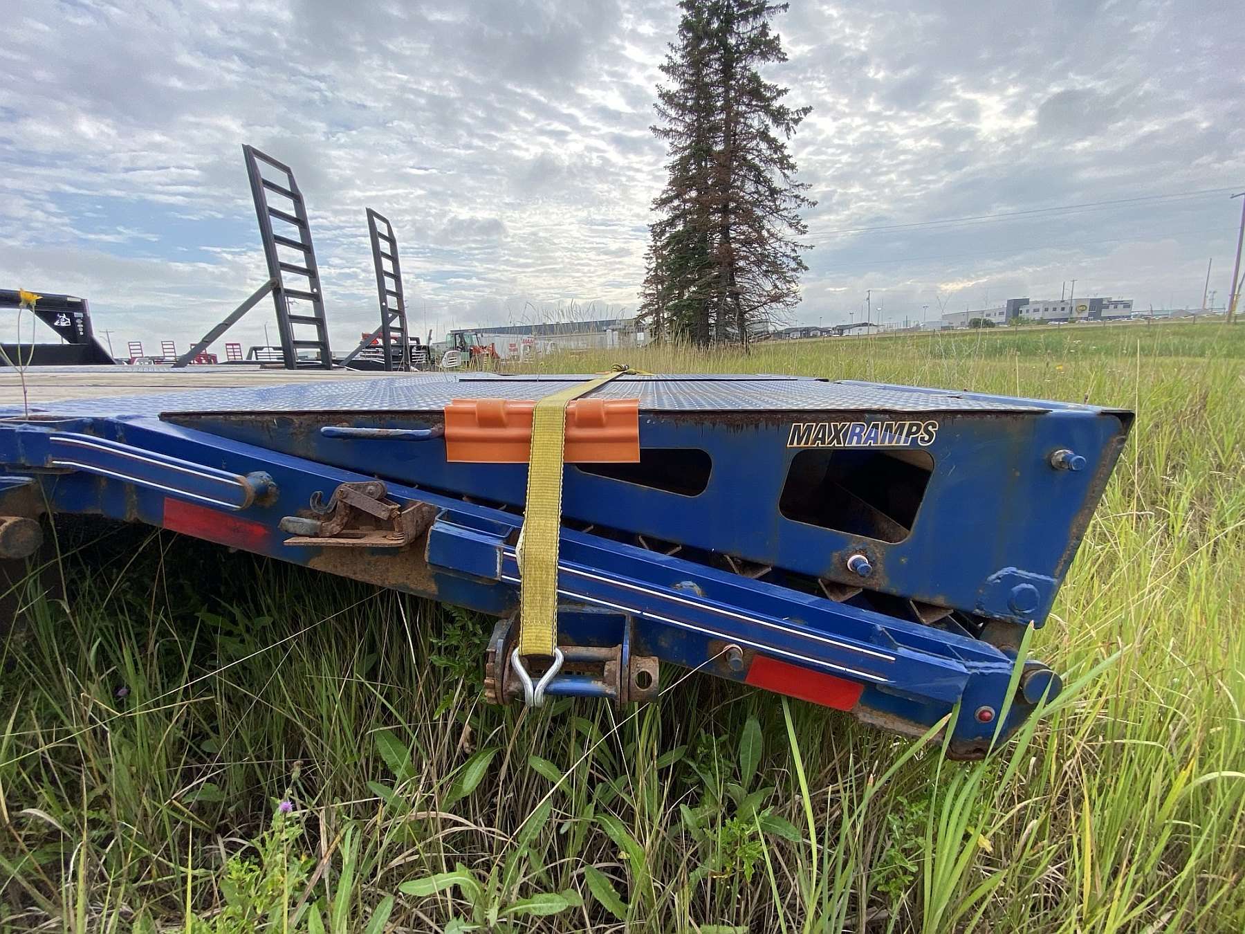Used 2019 Diamond C FMAX216 - 35' Gooseneck Trailer