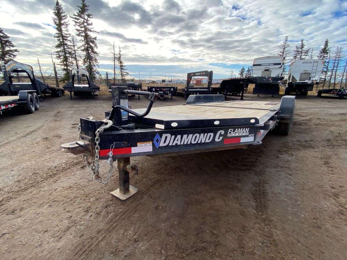 Used 2019 Diamond C HDT307 22' Tilt Deck Trailer