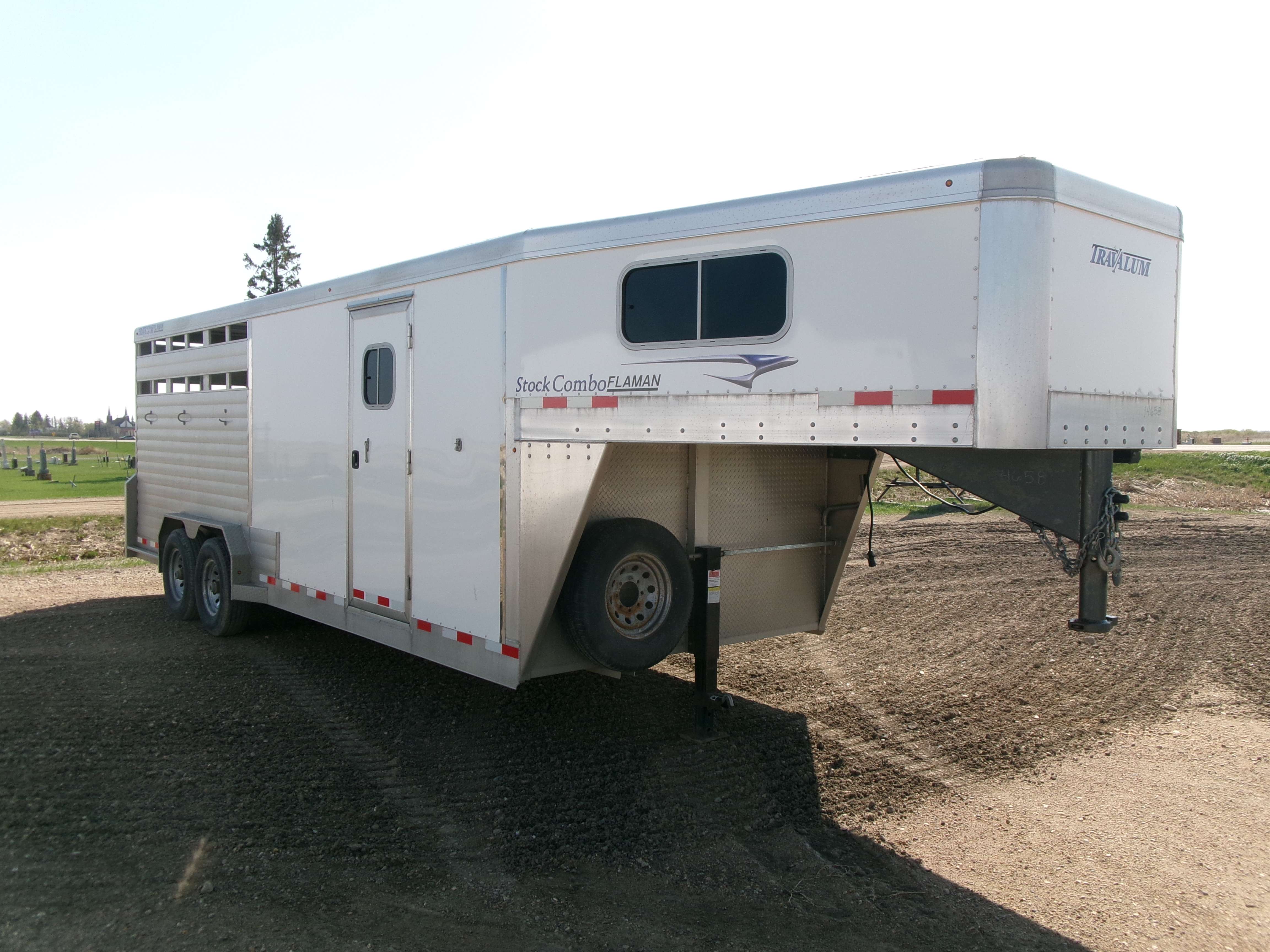 Used 2019 Travalum LS-MT 8'5" x 24' Stock