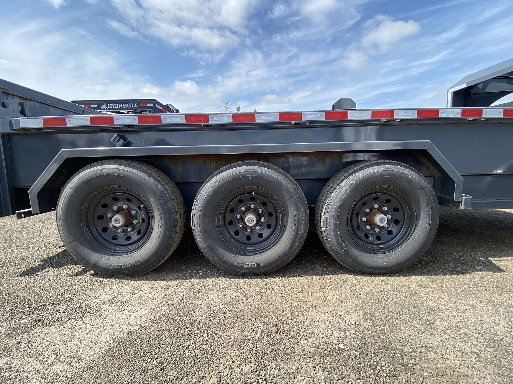 Used 2020 Brandt 16' Gooseneck Dump Trailer