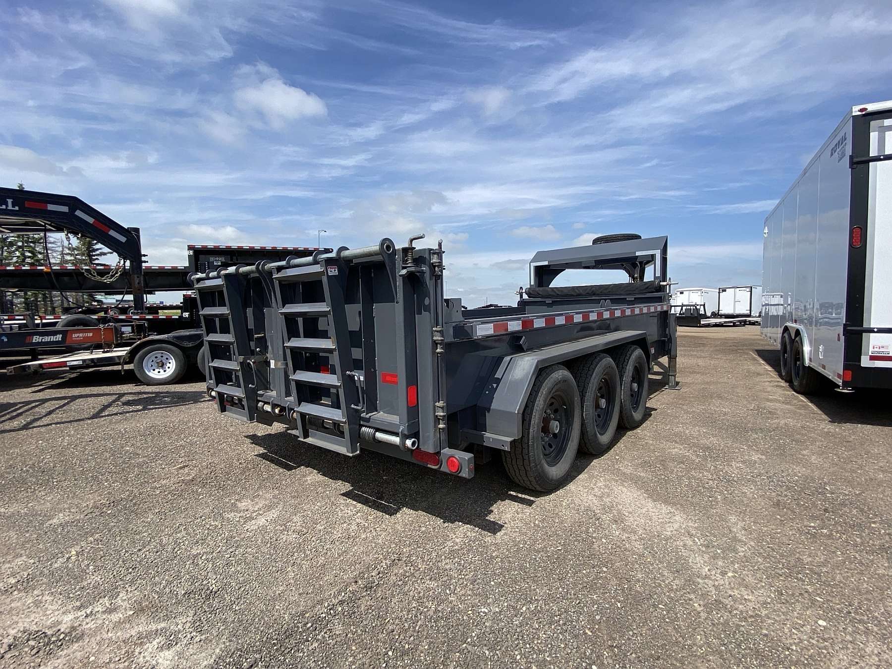 Used 2020 Brandt 16' Gooseneck Dump Trailer