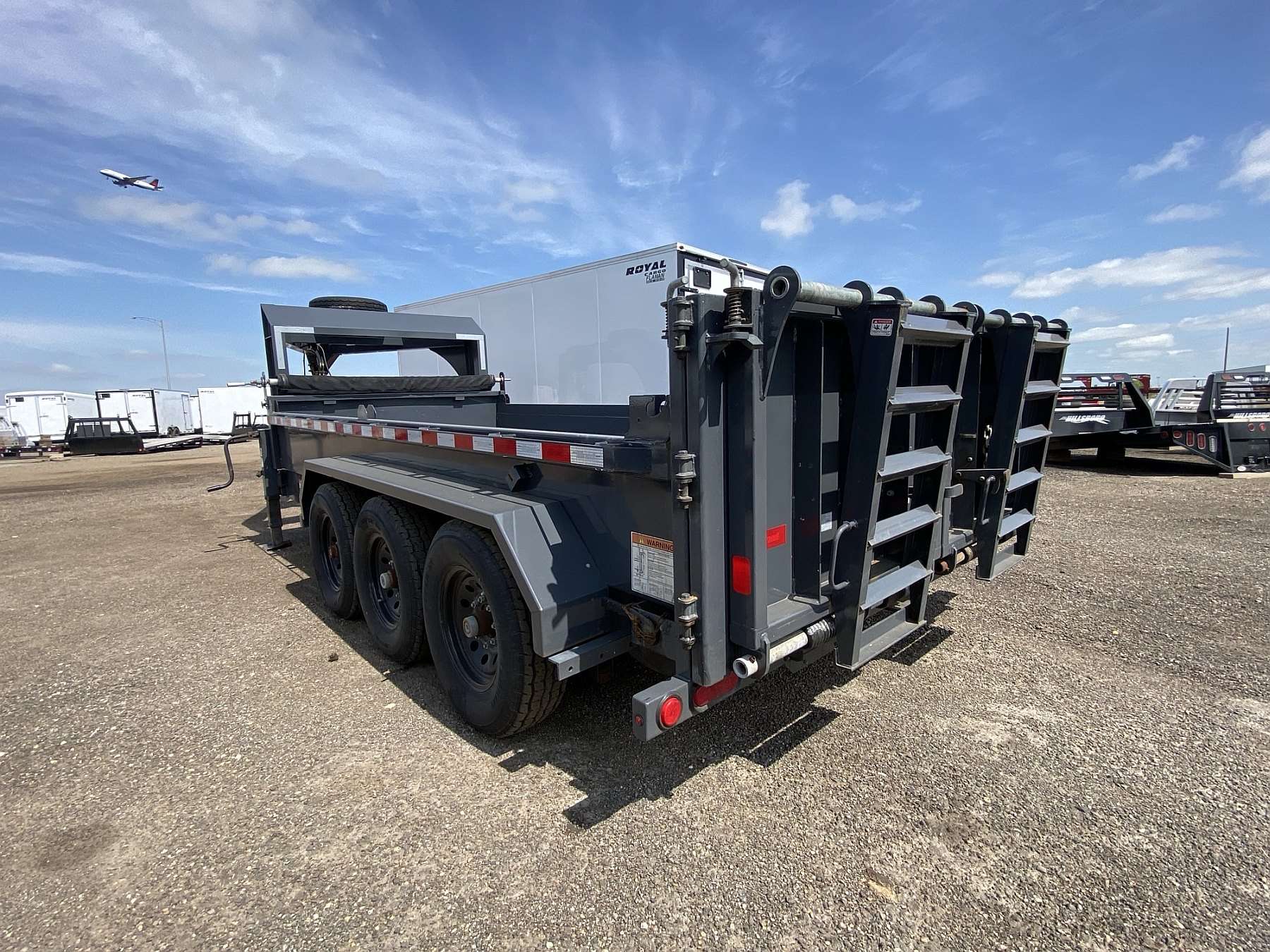 Used 2020 Brandt 16' Gooseneck Dump Trailer