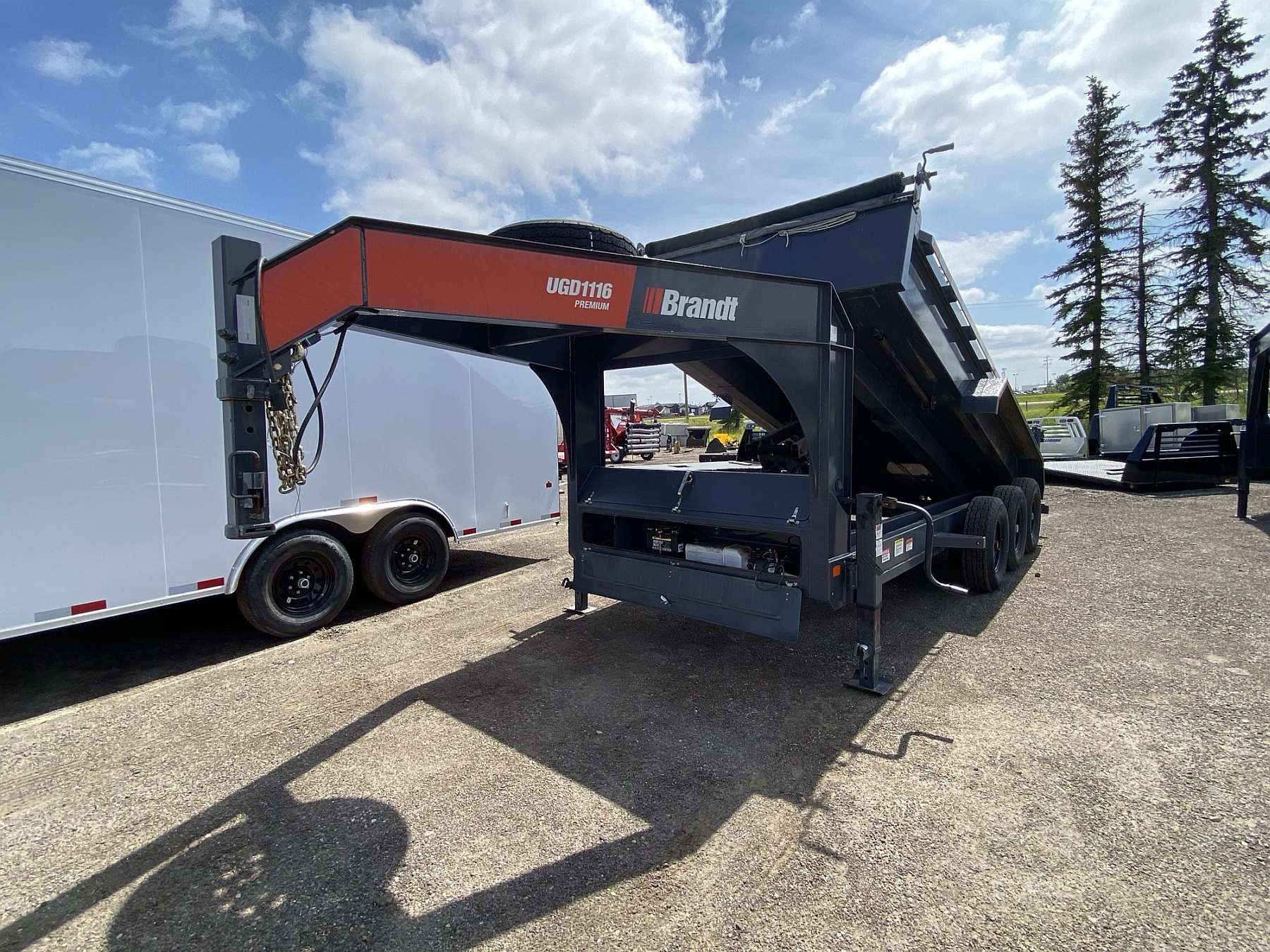 Used 2020 Brandt 16' Gooseneck Dump Trailer