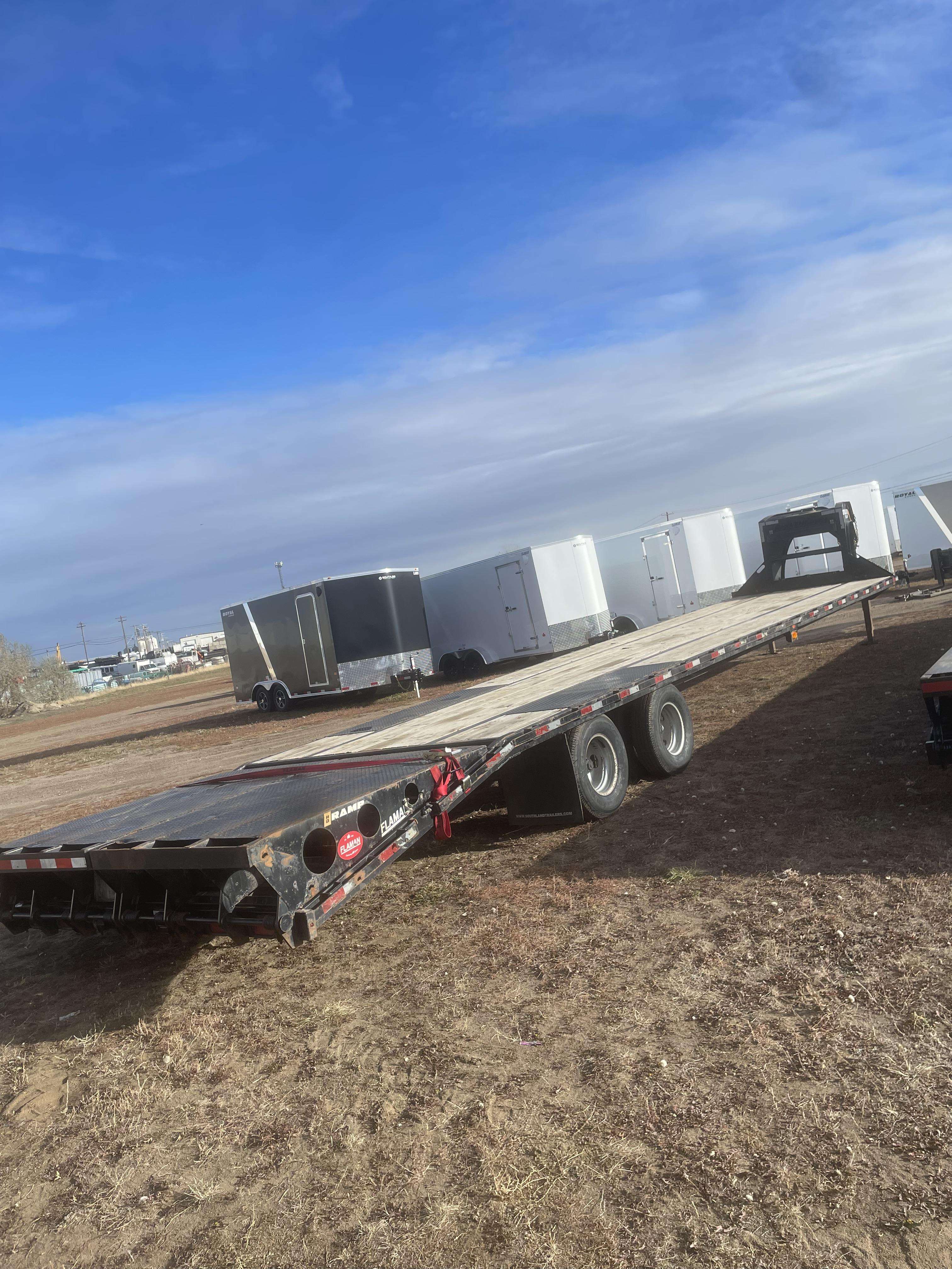 Used 2020 Southland 34' + 6' Gooseneck Trailer