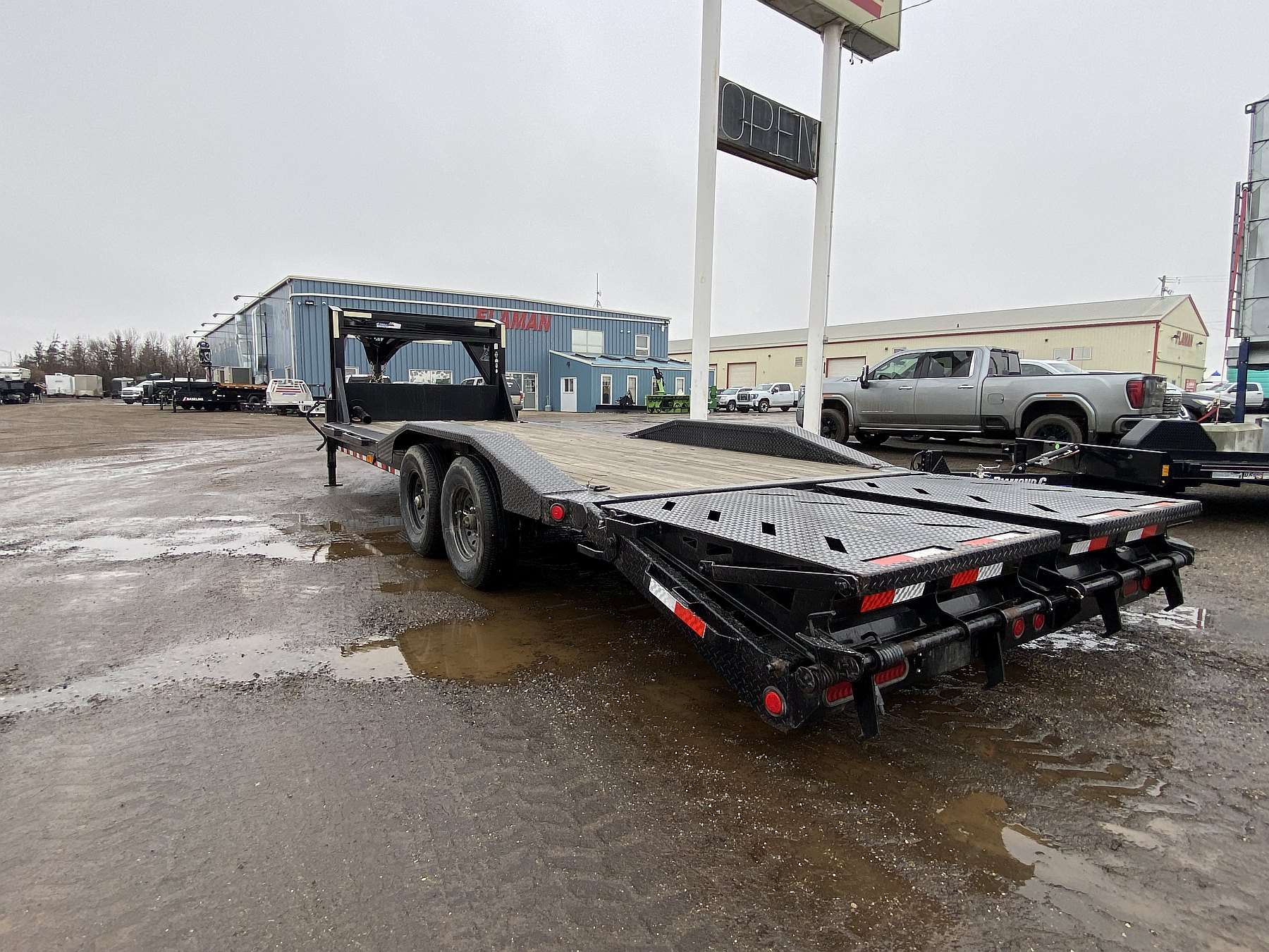 Used 2021 Iron Bull 20' Gooseneck Equipment Trailer