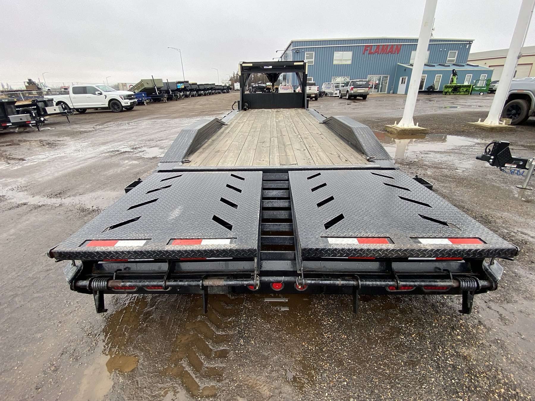 Used 2021 Iron Bull 20' Gooseneck Equipment Trailer