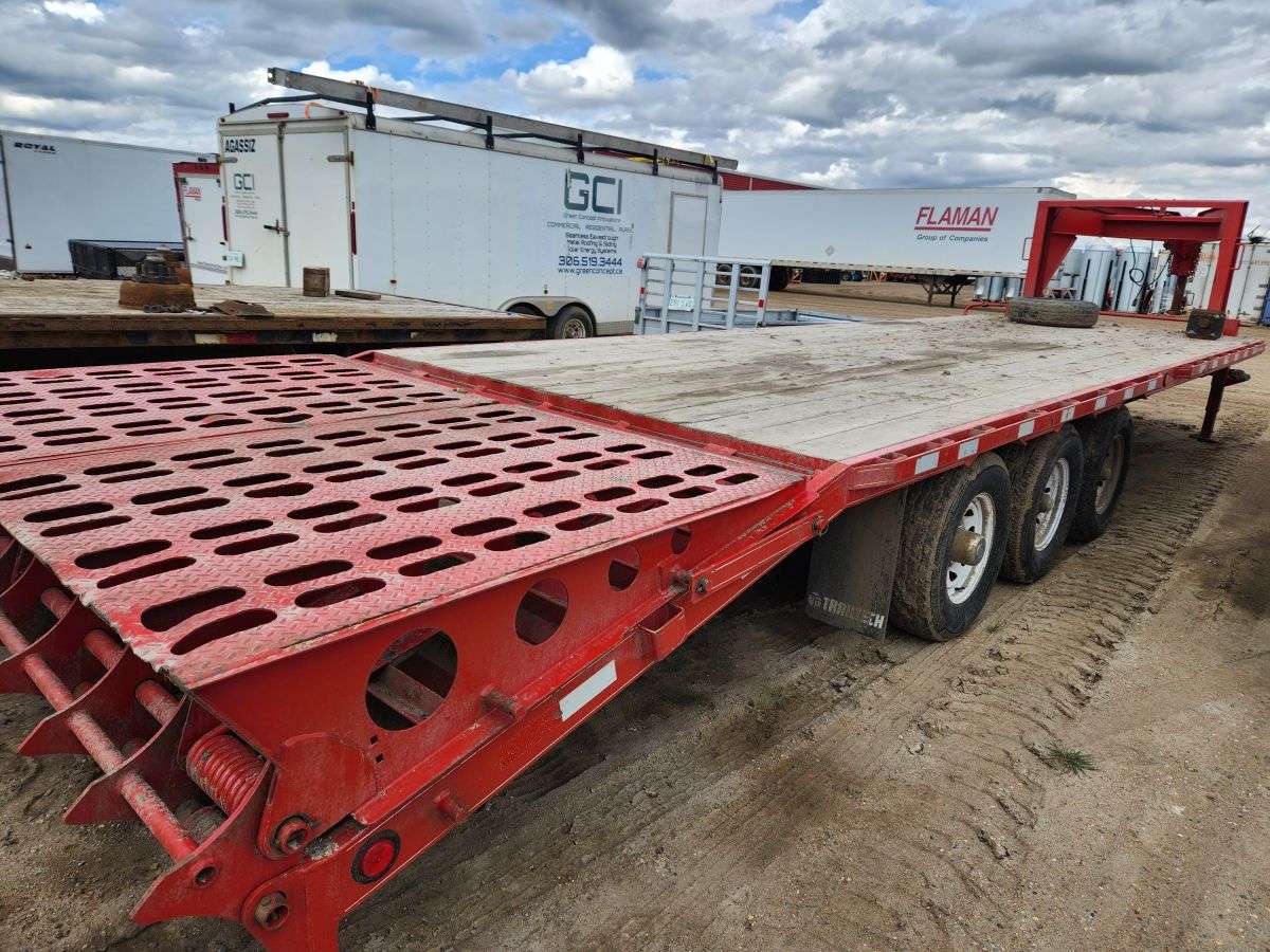 Used 2021 Trailtech H370 8' x 24' Flat Deck