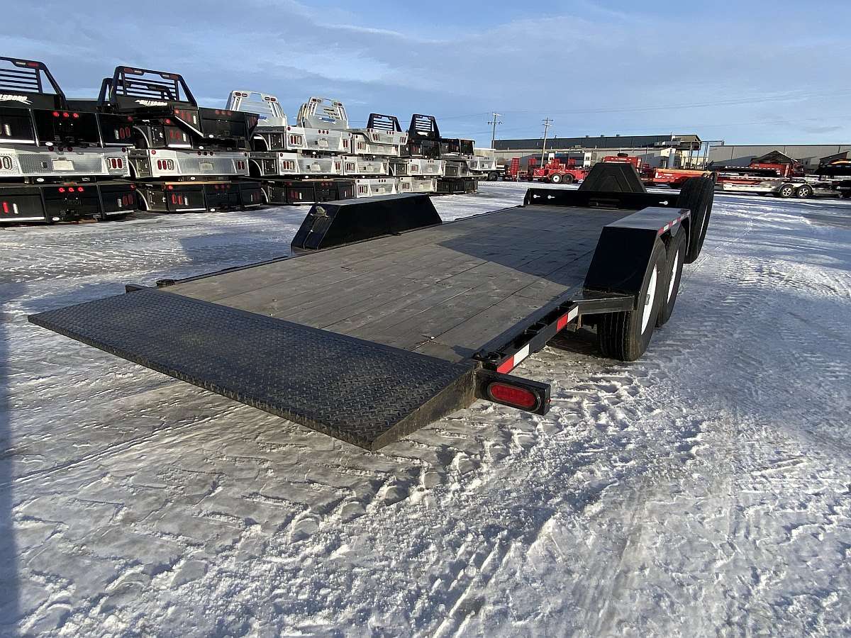 Used 2023 Weberlane 20' Power Tilt-n-Load Trailer