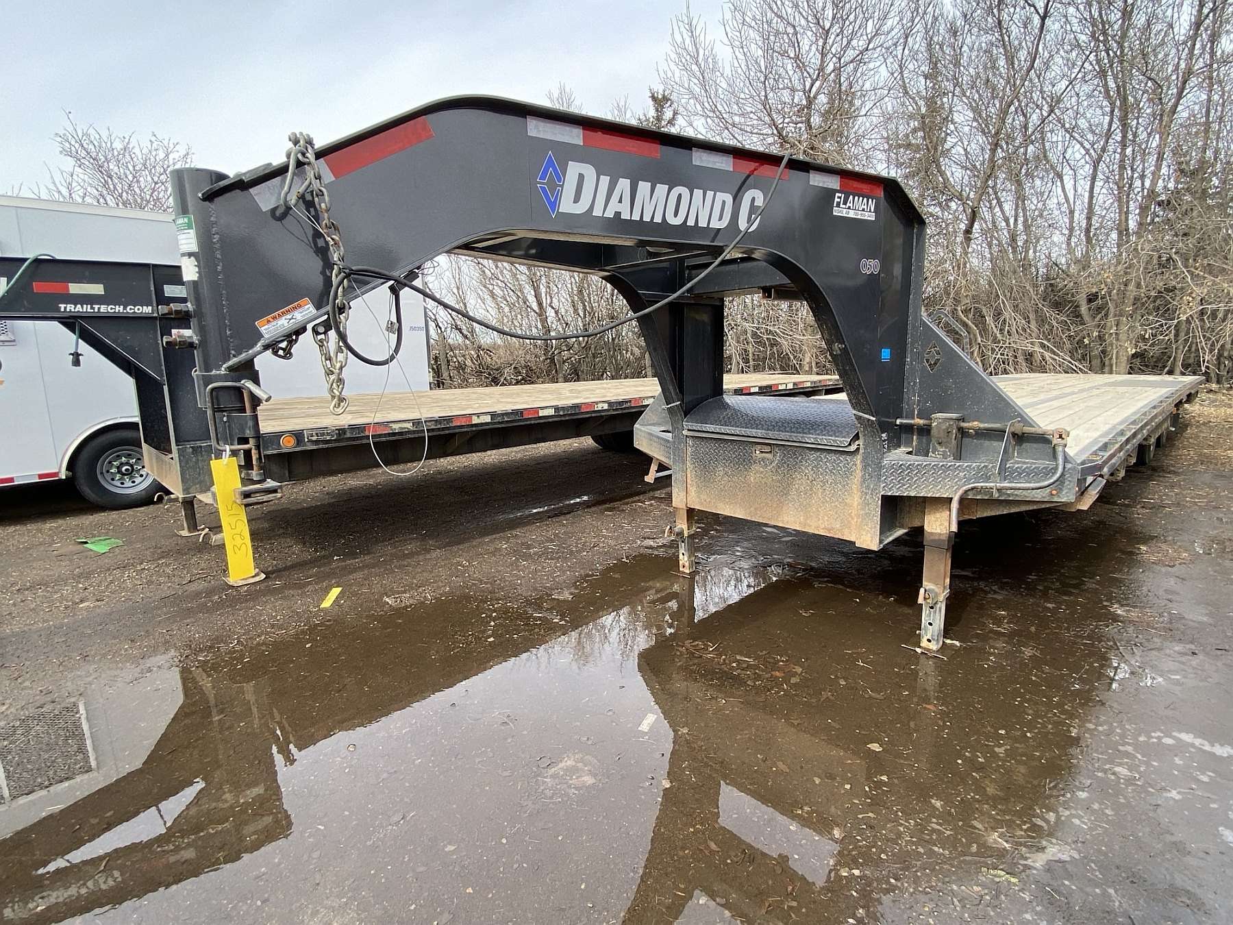 Used 2024 Diamond C 35' Gooseneck Trailer