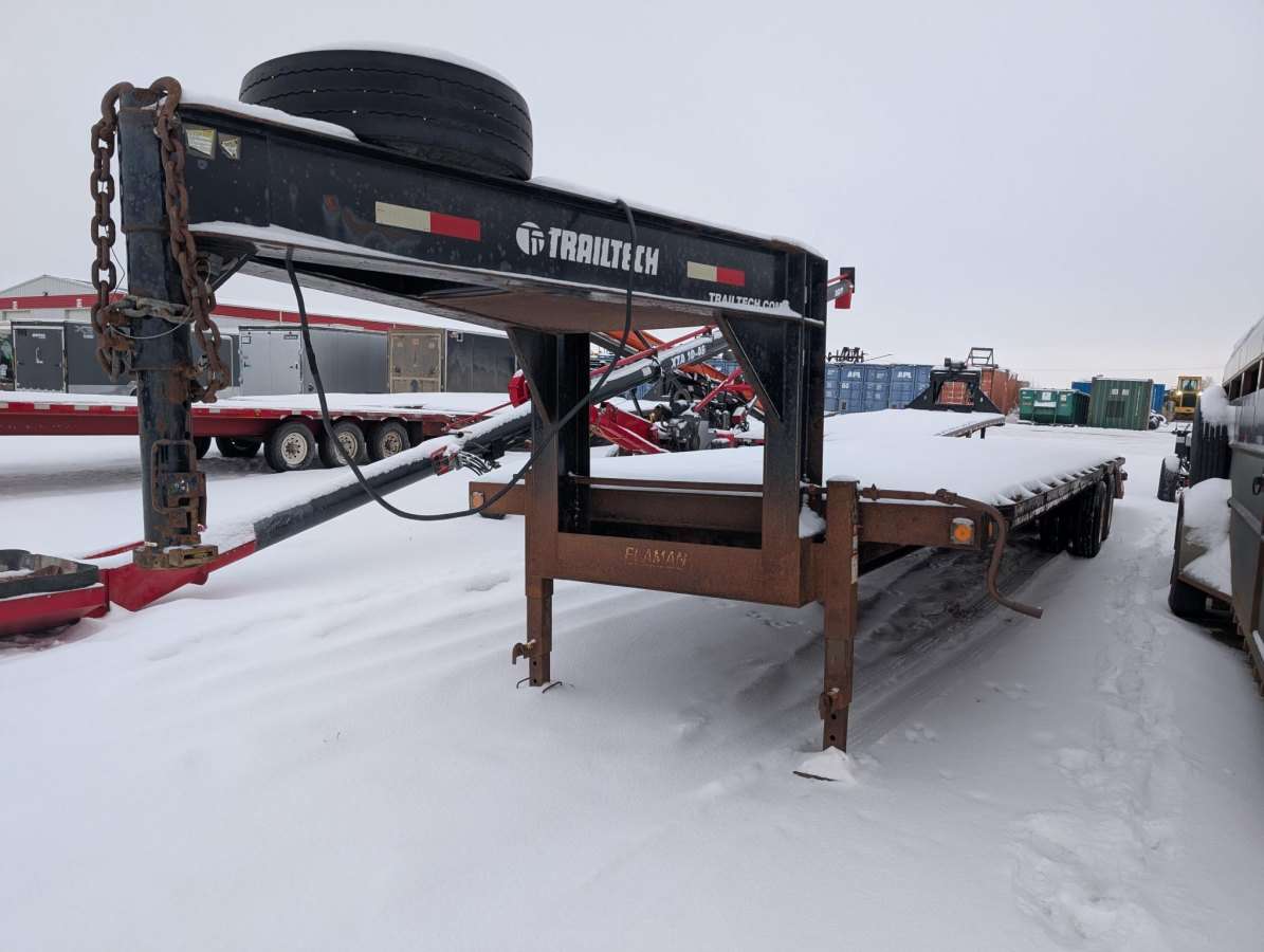 2012 Trailtech TD215GN 28' Gooseneck Flat Deck Trailer