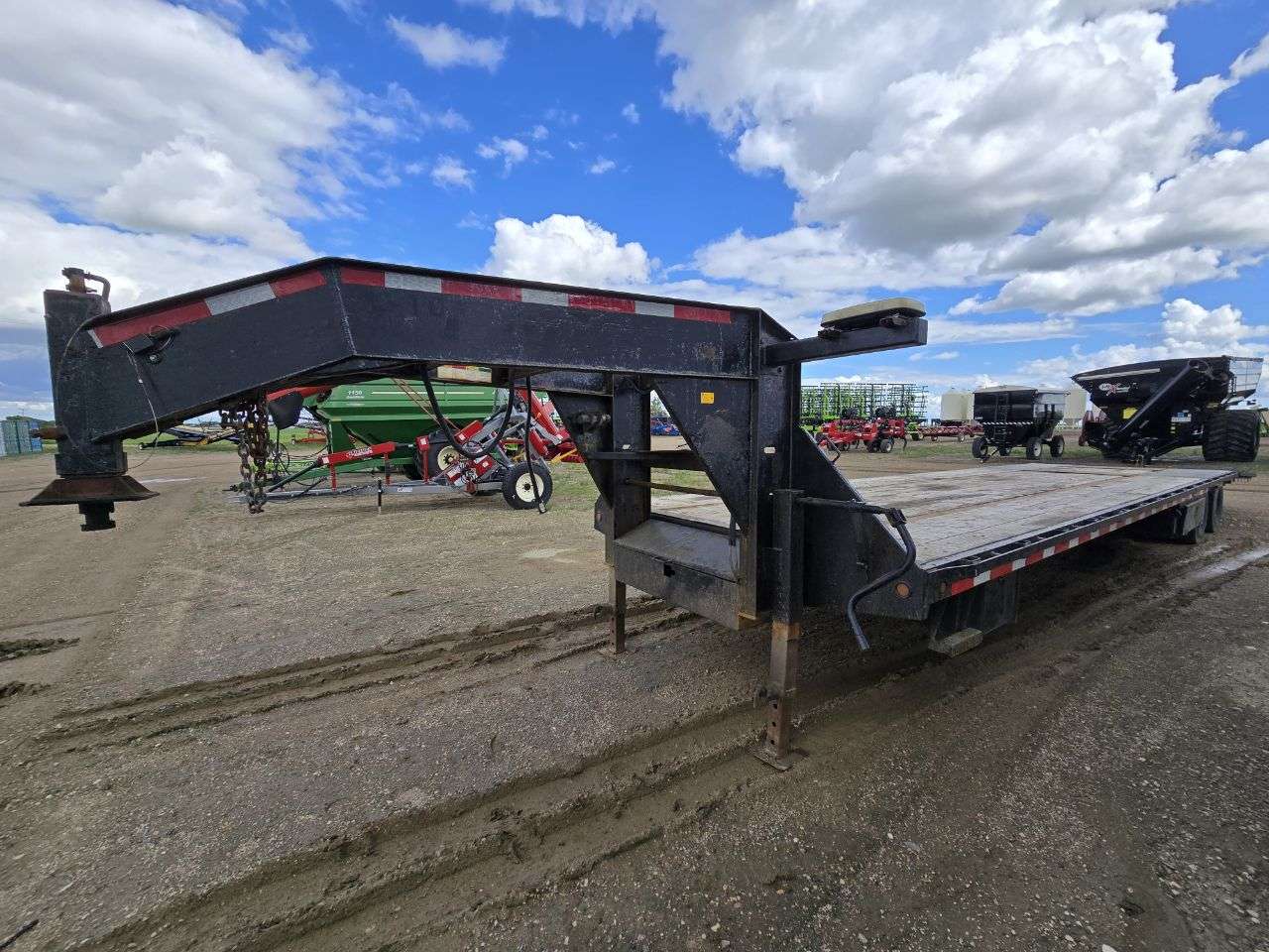 2019 Bix Tex 40 FT Flatdeck Beavertail Trailer