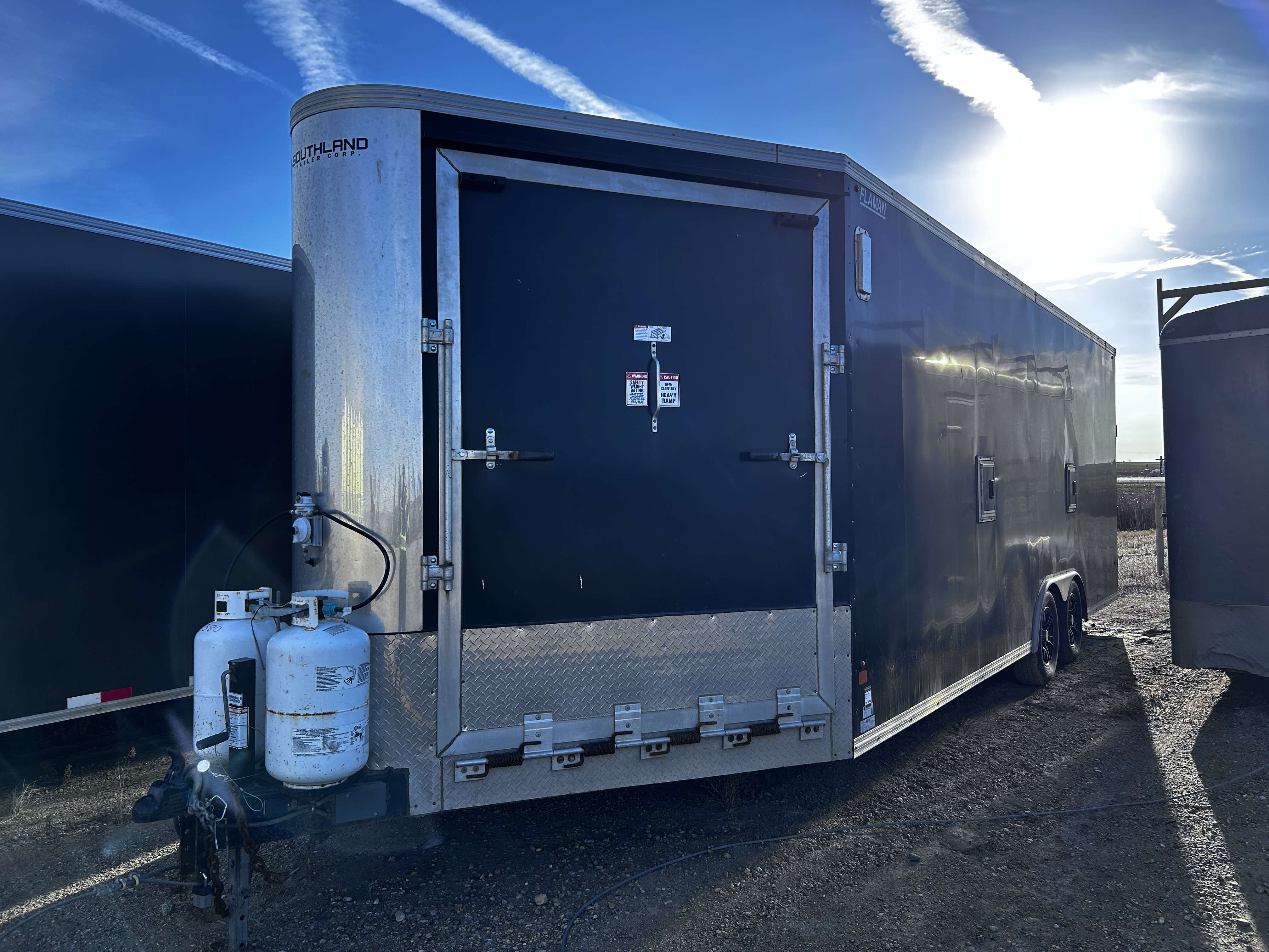 2022 Royal 8'6" x 22' + 4' V-Nose Toy Hauler Trailer