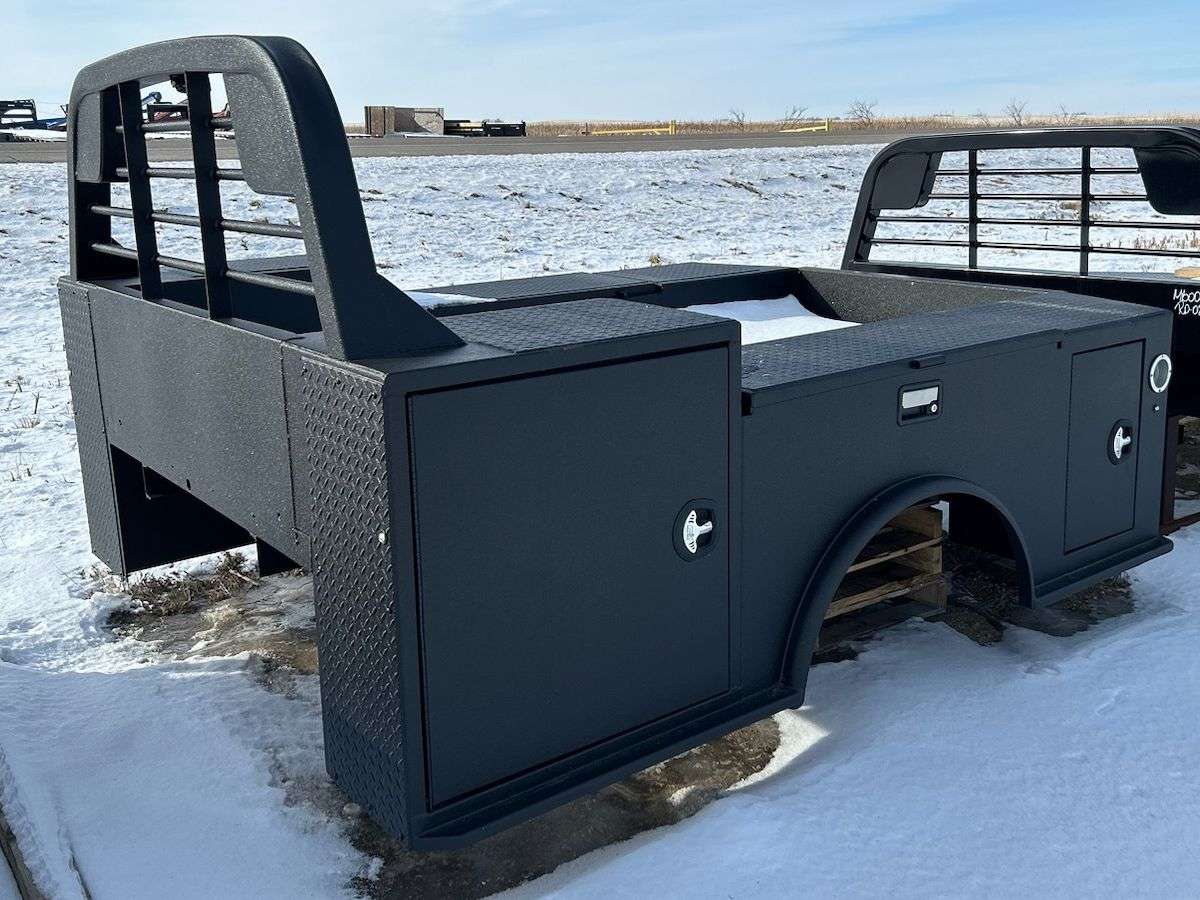 2023 CM TM 9'4" Deluxe Steel Tradesman Truck Deck