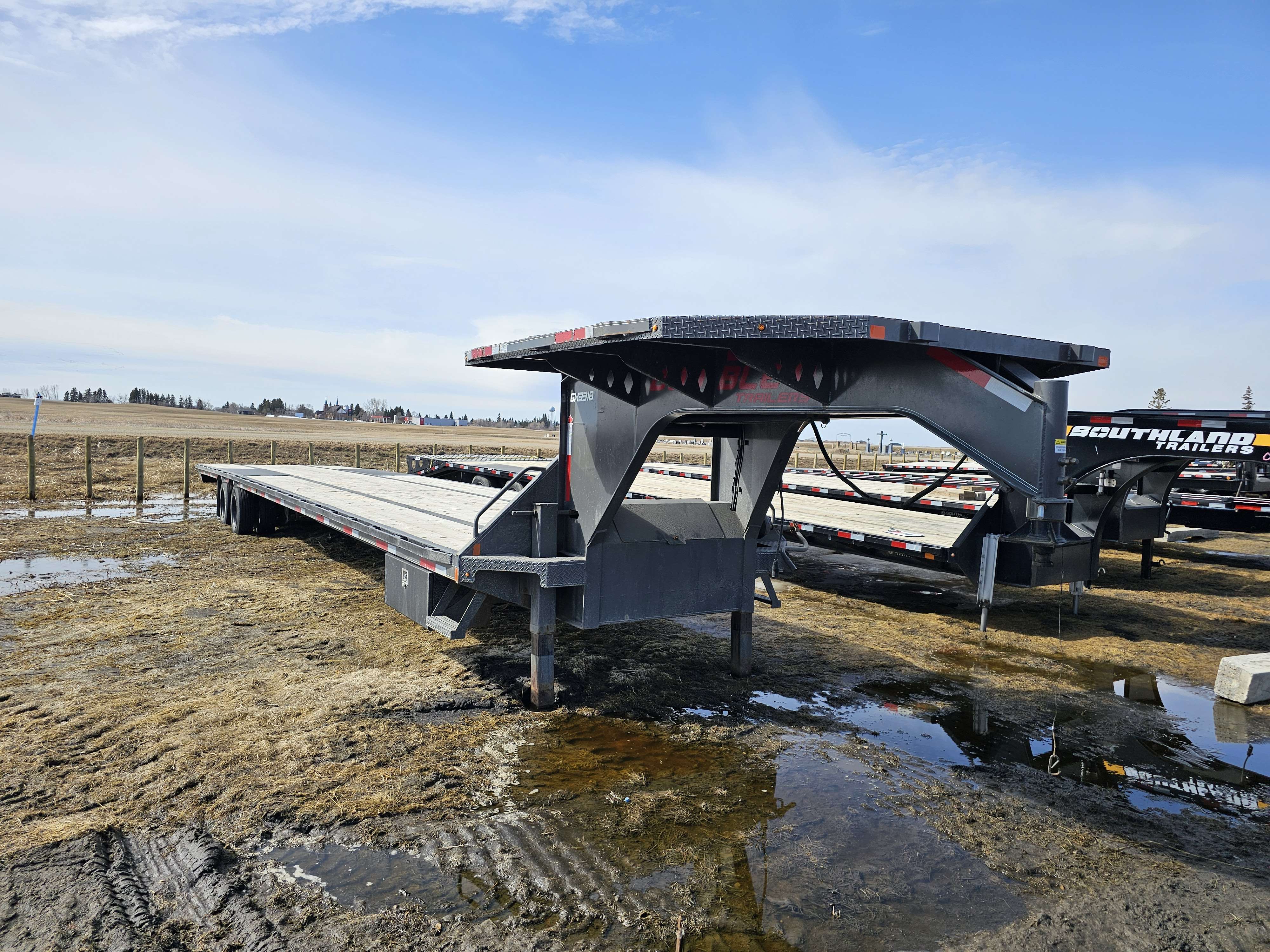 2024 Double A 8'6" x 44' Gooseneck Flat Deck Trailer