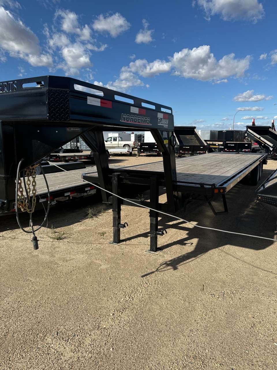 2024 Norbert FDG 8'4" x 35' Gooseneck Beavertail Flat Deck
