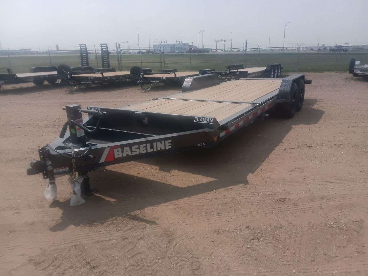 2025 Baseline HTL 8'6" x 22' Partial Tilt