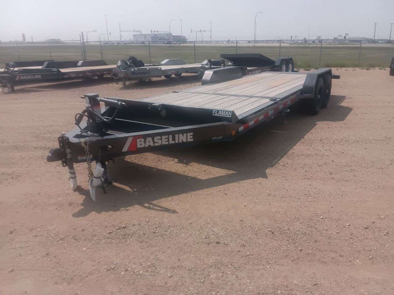 2025 Baseline HTL 8'6" x 22' Partial Tilt