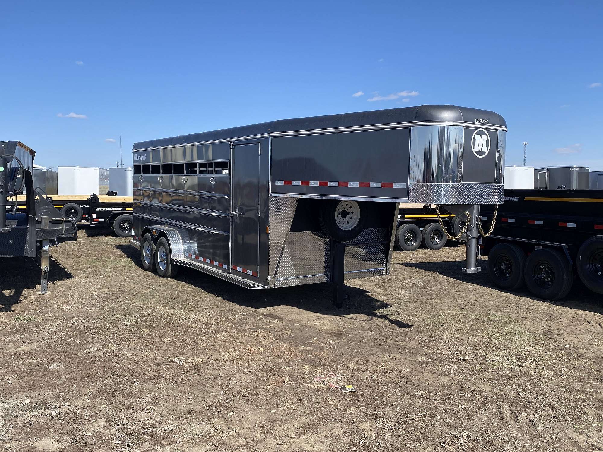 2025 Mustang 20' Stock Trailer