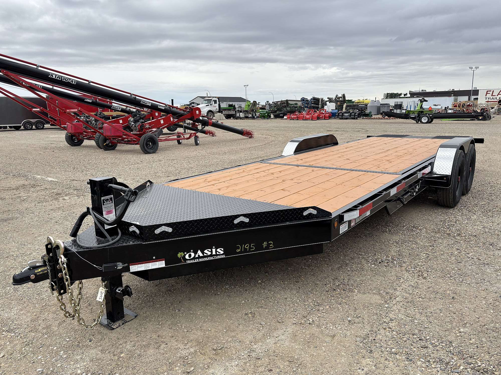 2025 Oasis 21' Cushion Tilt Trailer