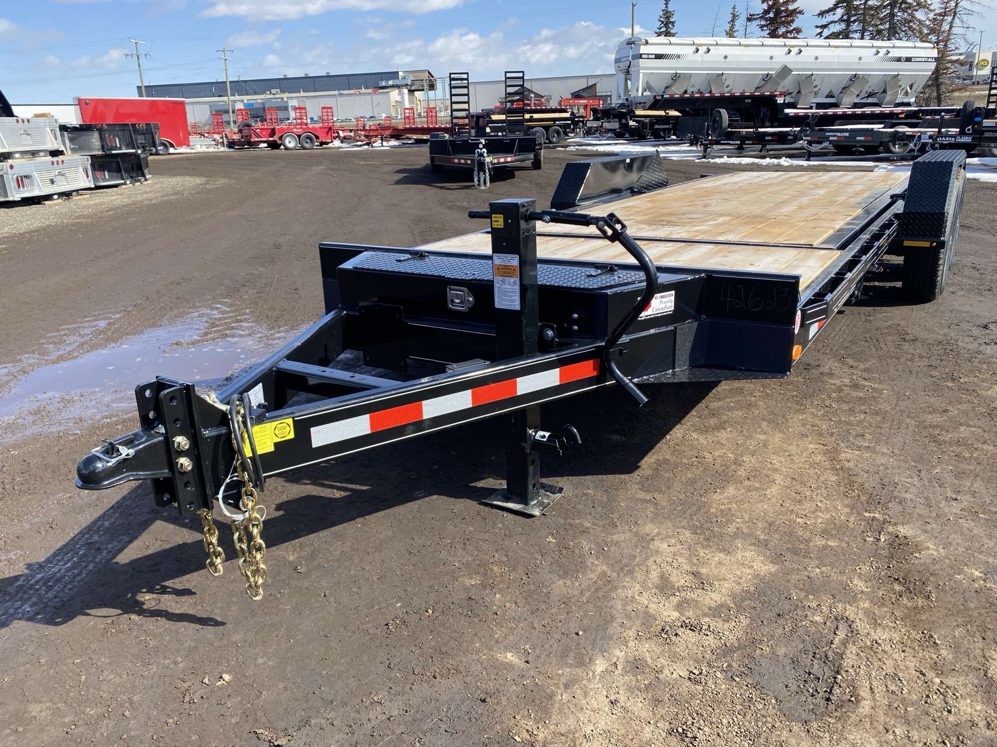 2025 Trailtech 20' Lowboy Flat Deck Tilt Trailer