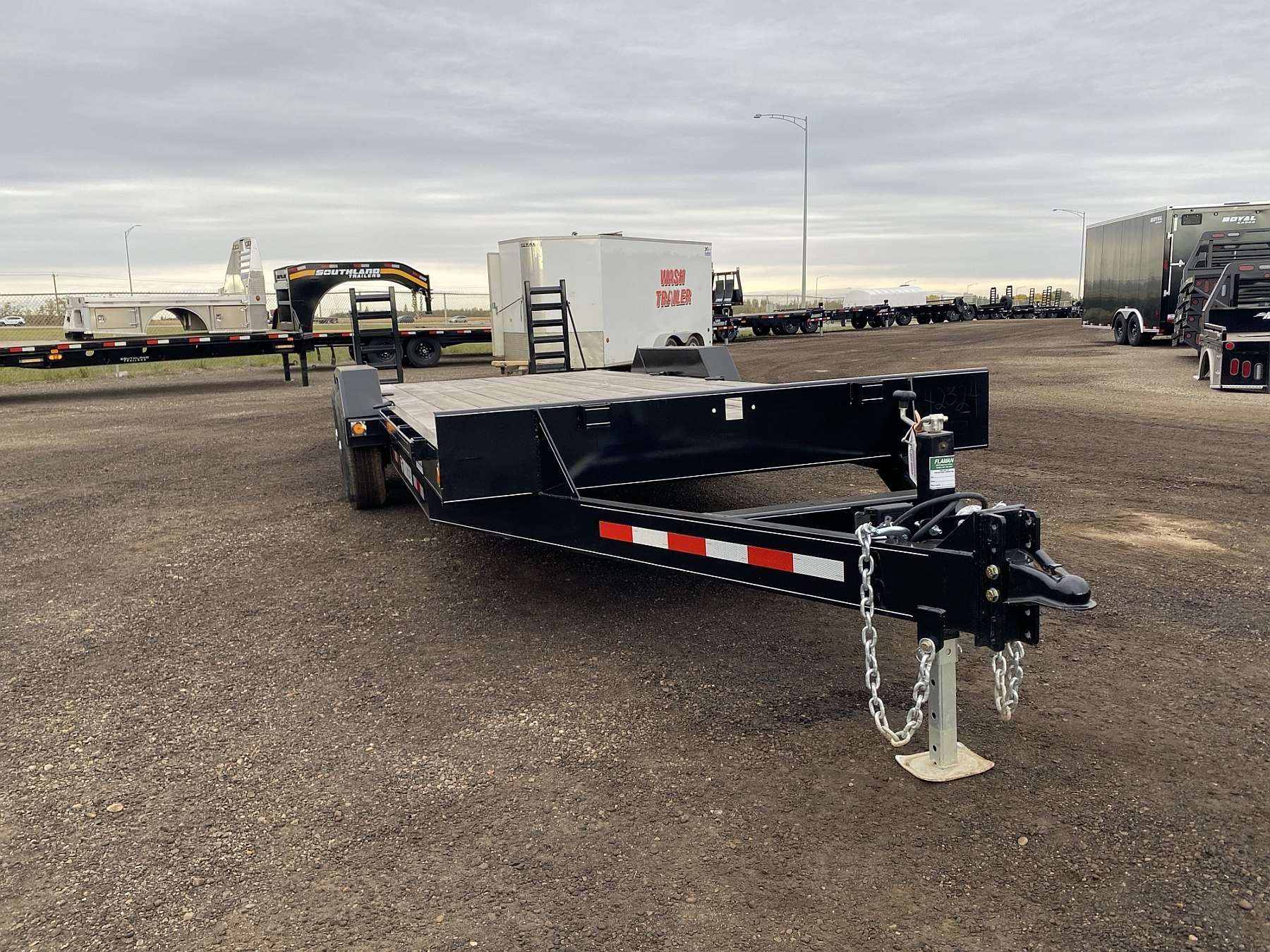 2025 Trailtech CELR270- 20' Equipment Trailer