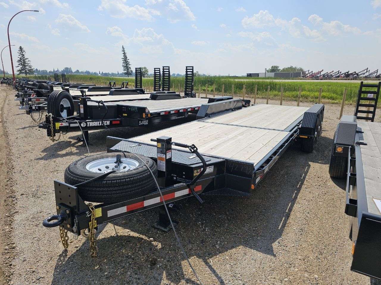 2025 Trailtech L370 8'6" x 24' Partial Tilt Trailer