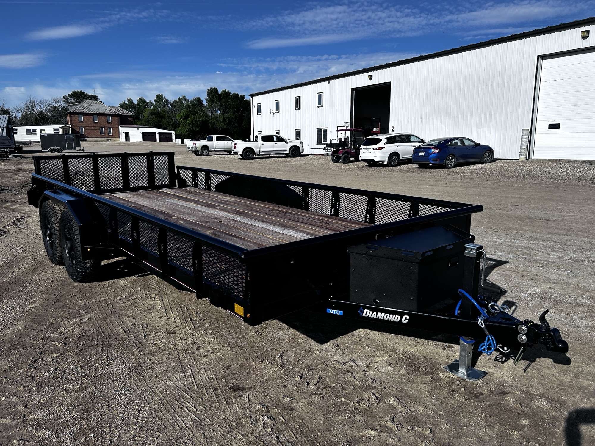 2026 Diamond C 16' + 2' BT Utility Tandem 3.5K Trailer