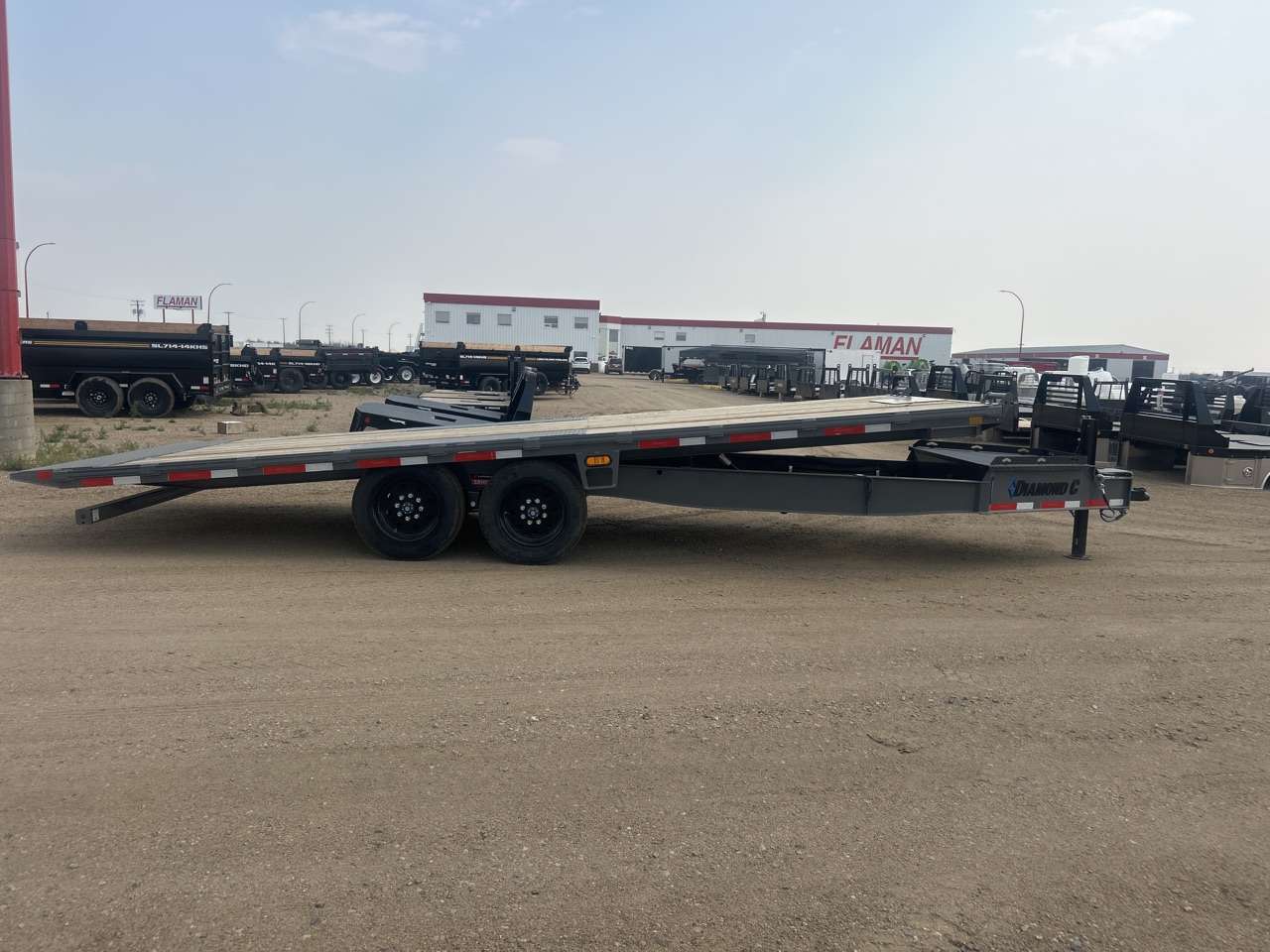 2026 Diamond C 8'6" x 22' Full Tilt Trailer