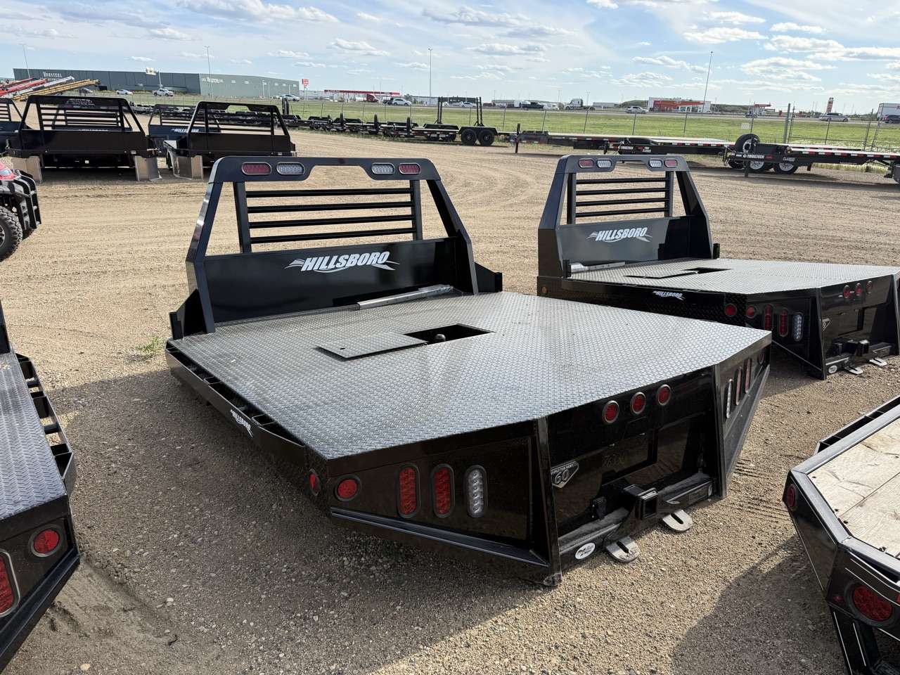 2026 Hillsboro 8'6" Dually Flat Truck Deck - Ford