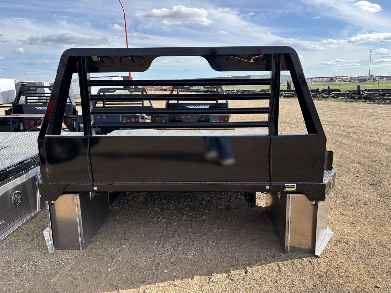 2026 Hillsboro 8'6" Dually Hybrid Truck Deck - GM