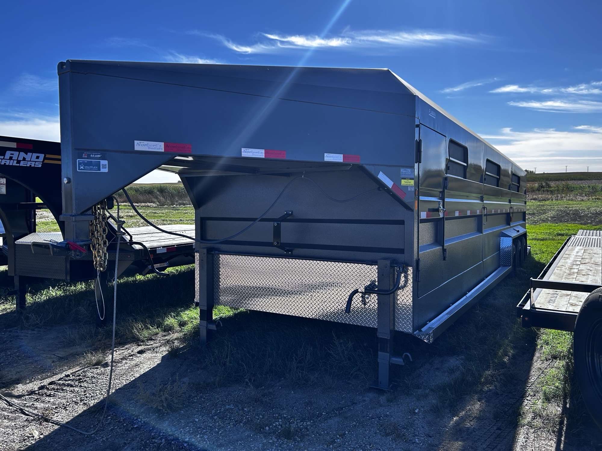 2026 Norbert 7'6" x 30' Gooseneck Livestock Trailer