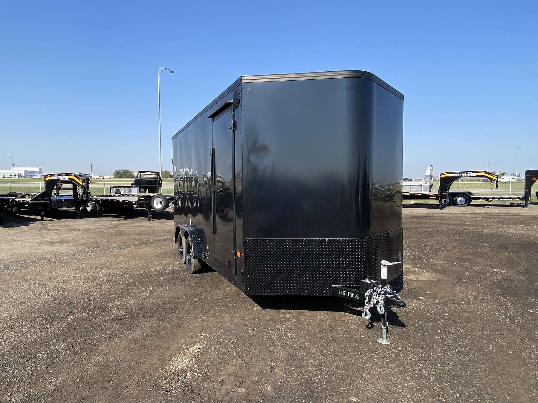 2026 Royal 7.5'x18' Enclosed Cargo w/ Blackout Package