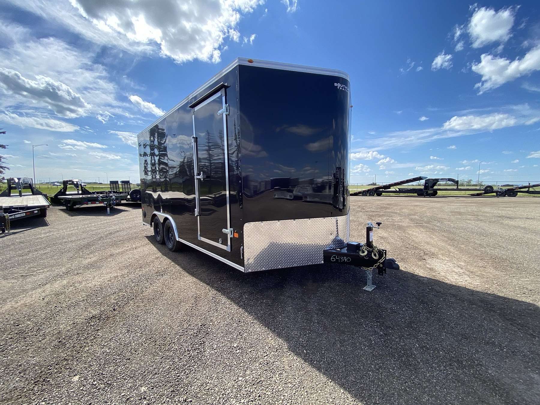 2026 Royal 8.5'x18' Cargo w/ 35K Axles & Dovetail
