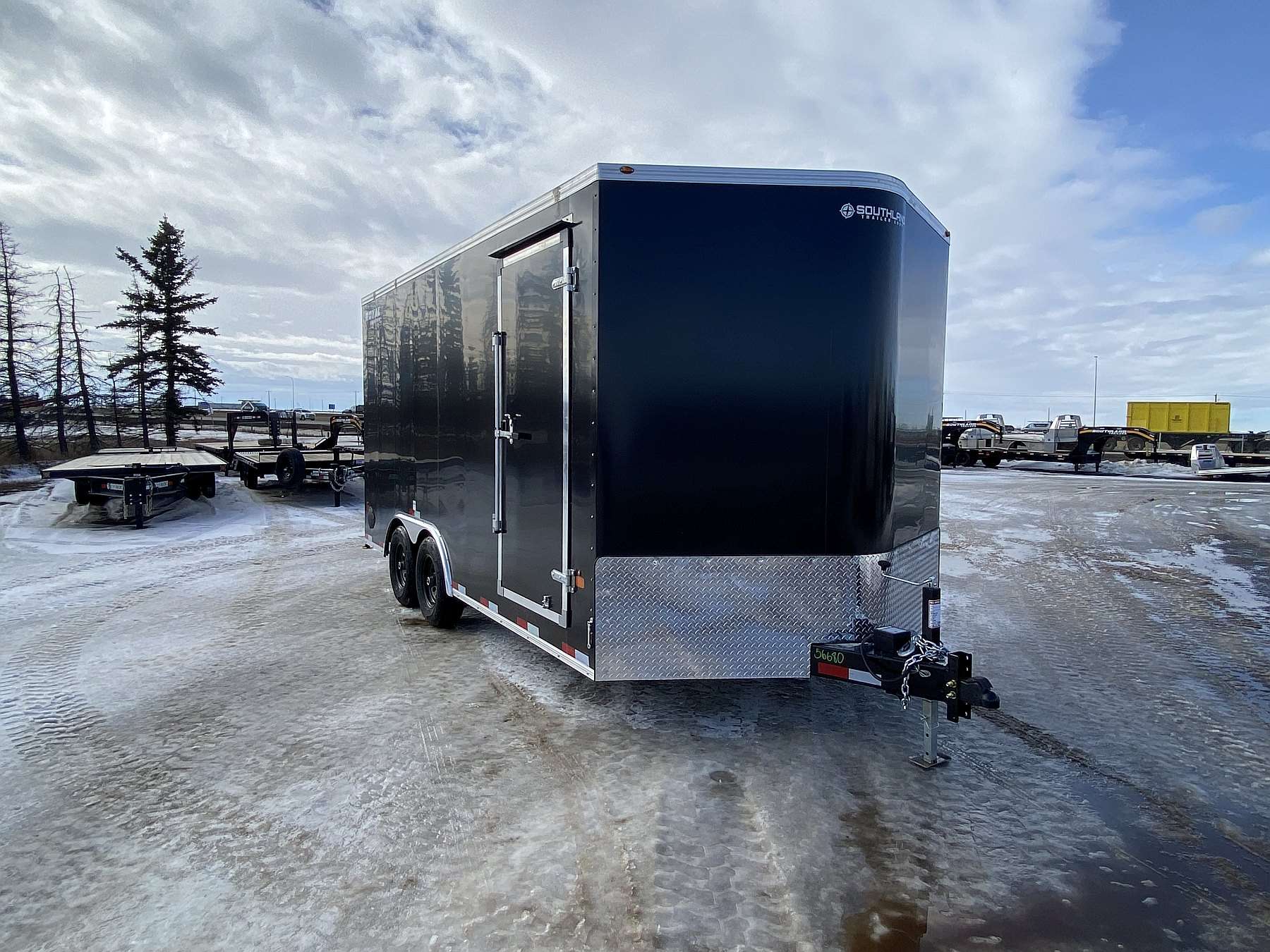 2026 Royal 8.5'x18' Enclosed Cargo w/ Ramp Door