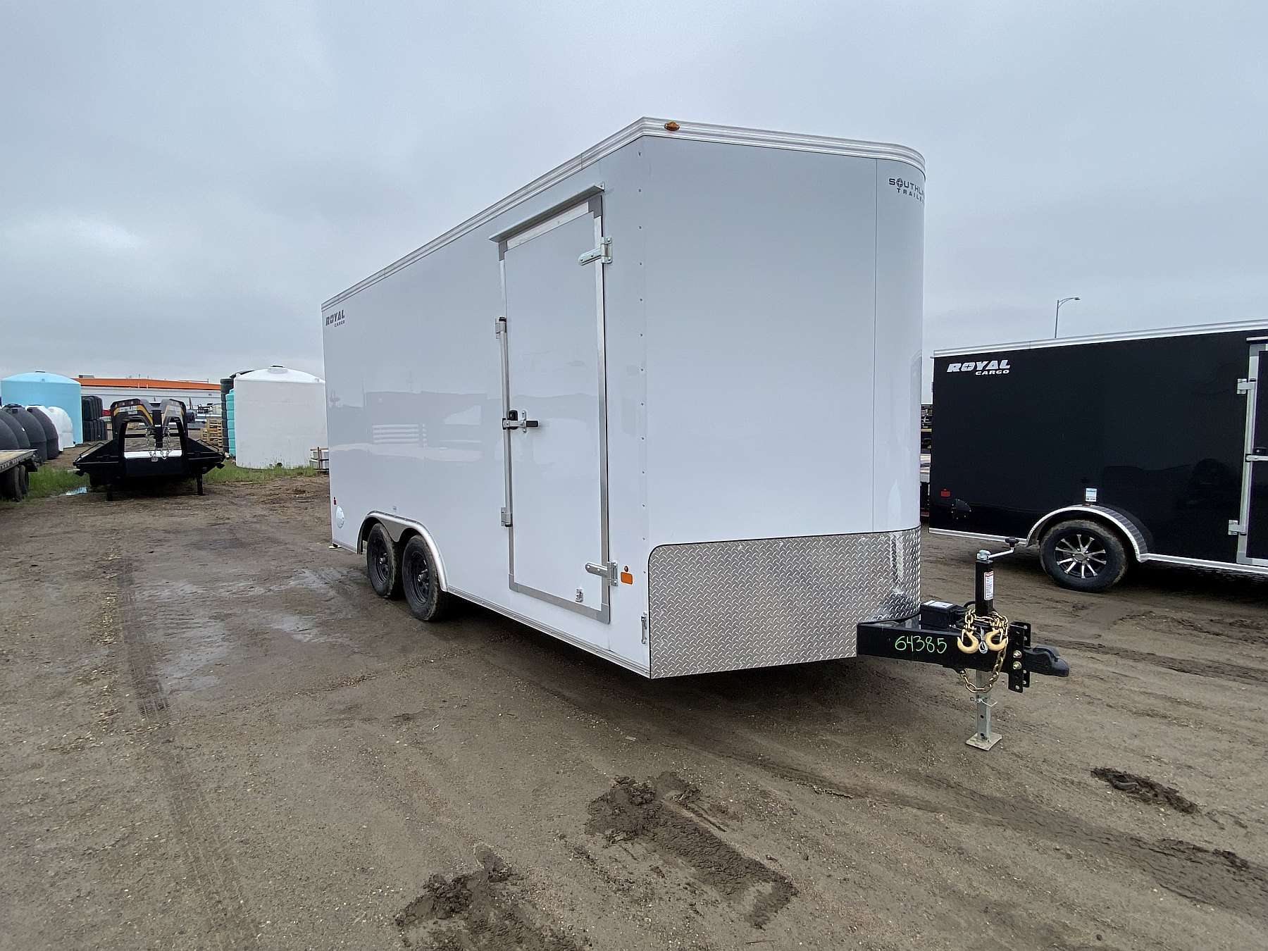 2026 Royal 8'x18' Enclosed Cargo w/ Dovetail & 35K Axles