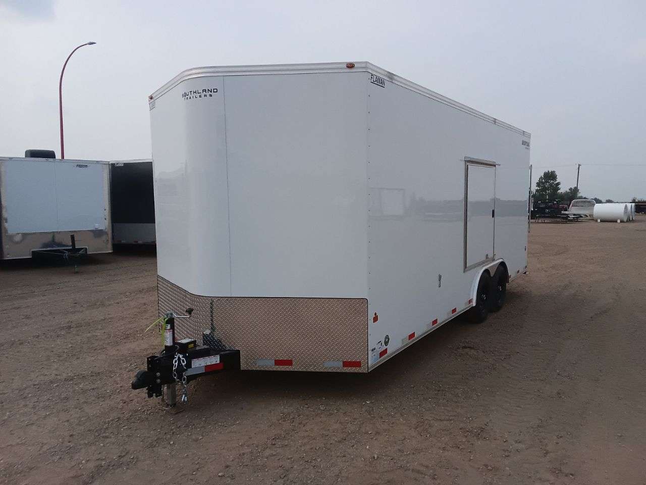 2026 Royal LARC 8'6" x 20' + V-Nose Car Hauler