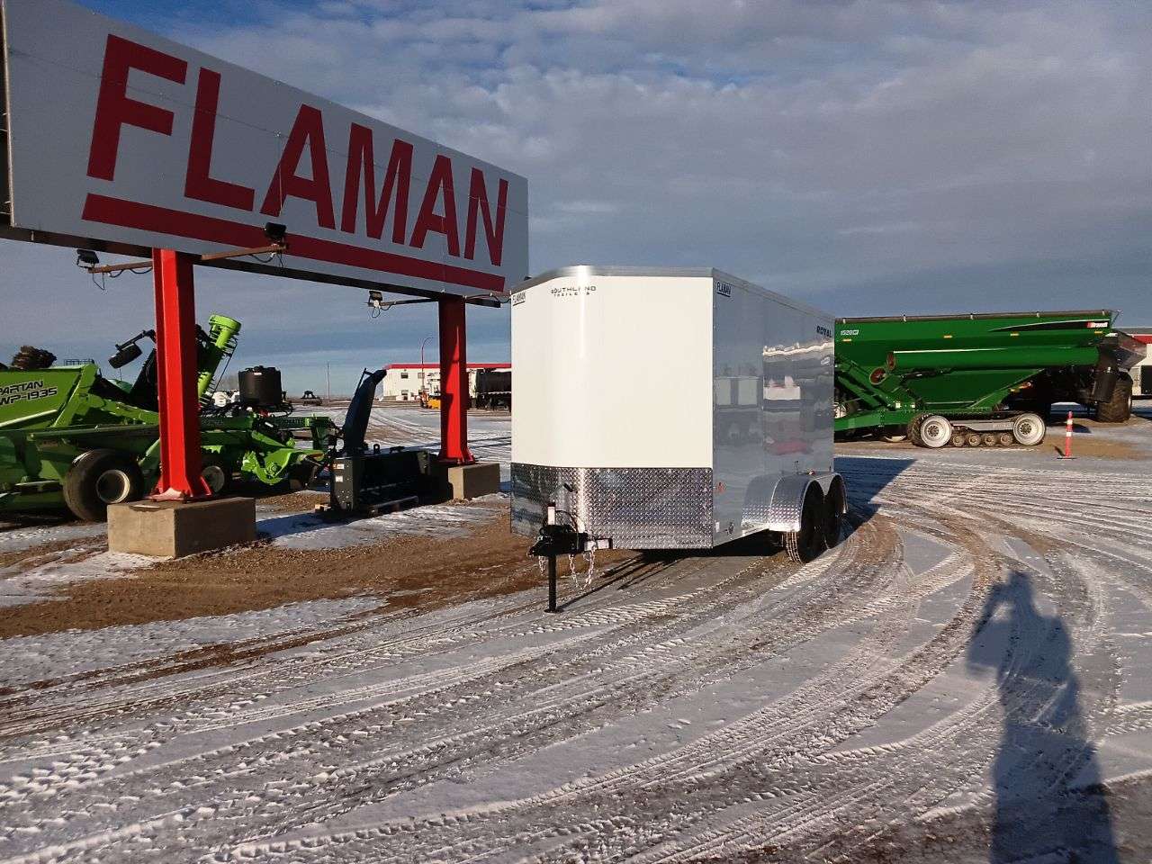 2026 Royal LCH 6' x 12' + V-Nose Cargo Trailer