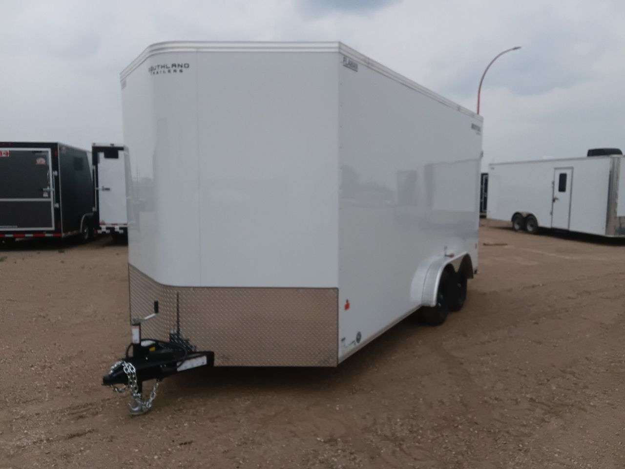 2026 Royal LCH 7'6" x 16' + V-Nose Cargo
