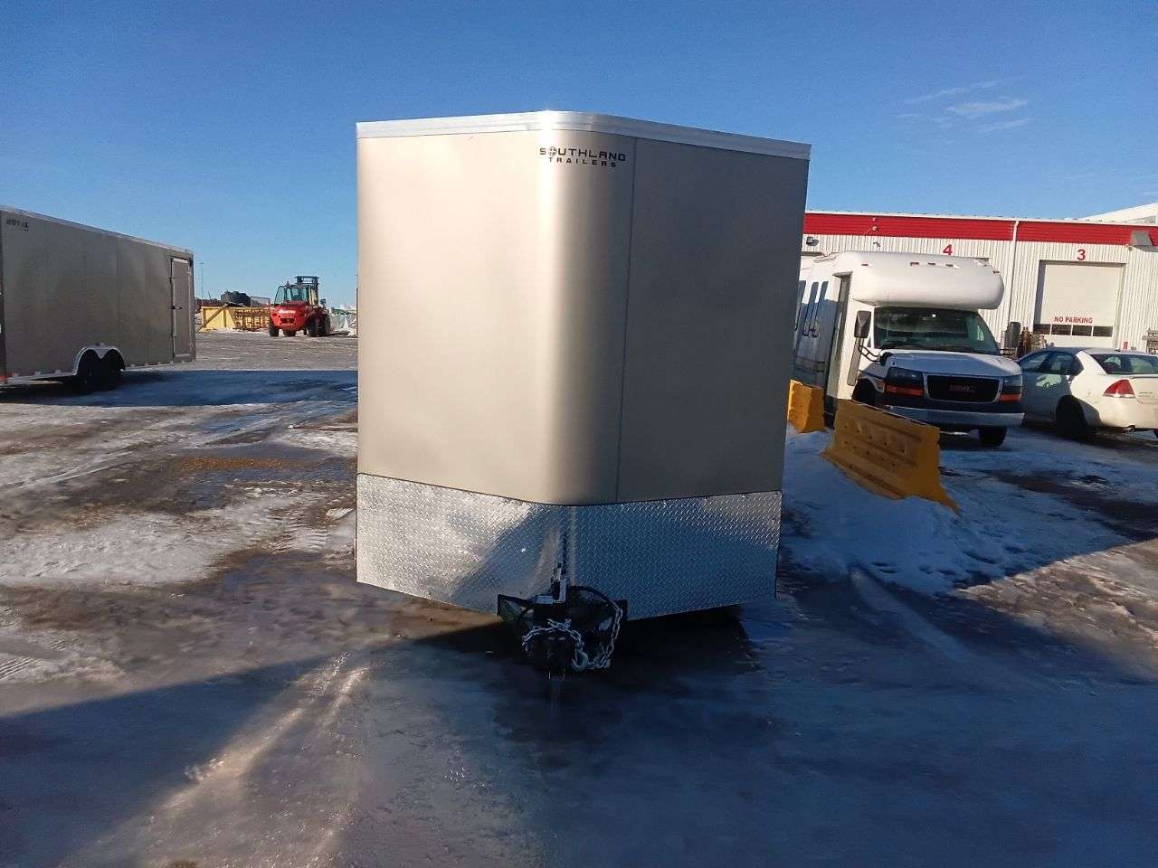 2026 Royal LCH 7'6" x 16' + V-Nose Cargo Trailer