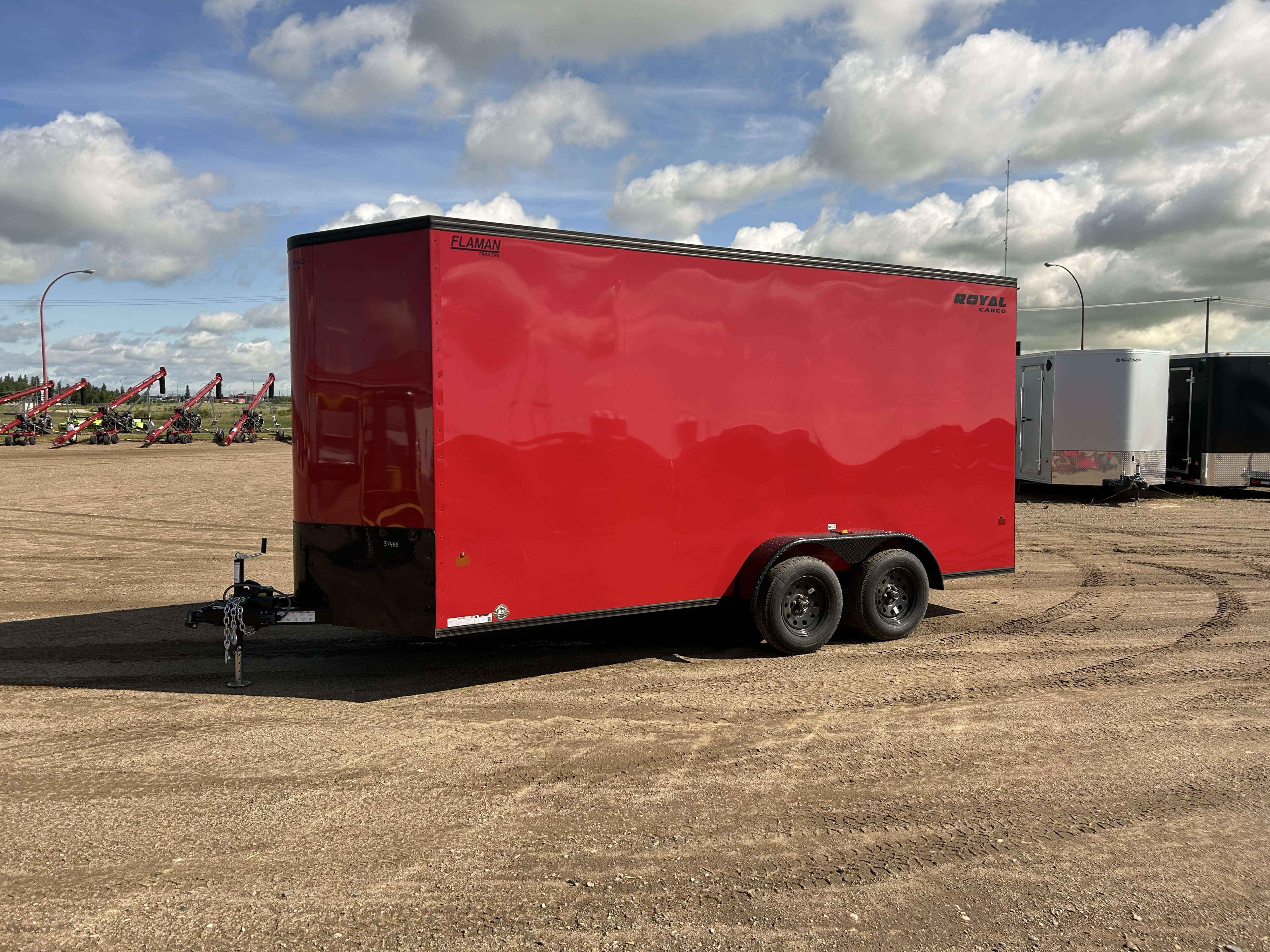 2026 Royal LCH 7' x 16' + V-Nose Cargo