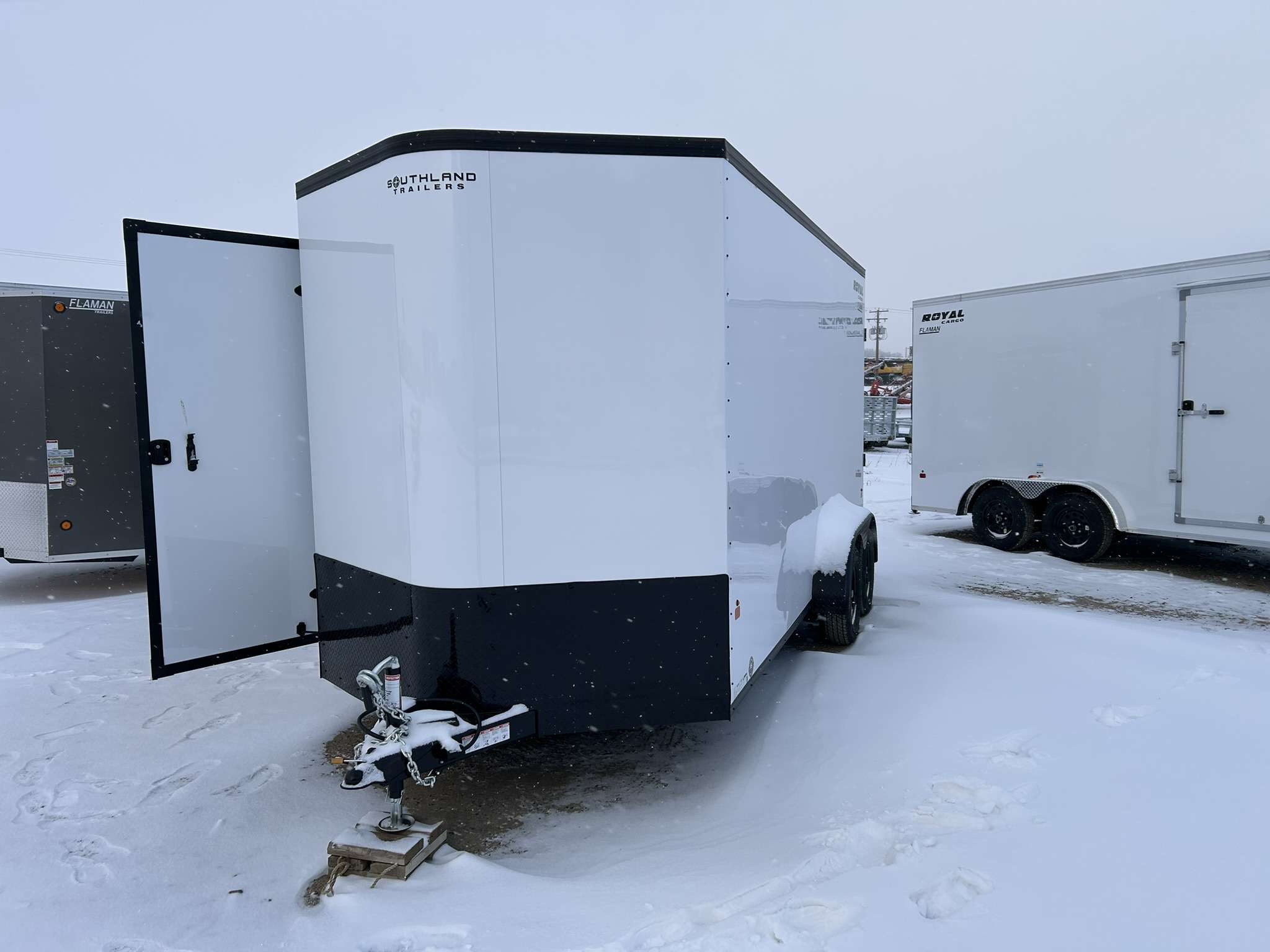 2026 Royal LCH 7' x 16' + V-Nose Cargo Trailer