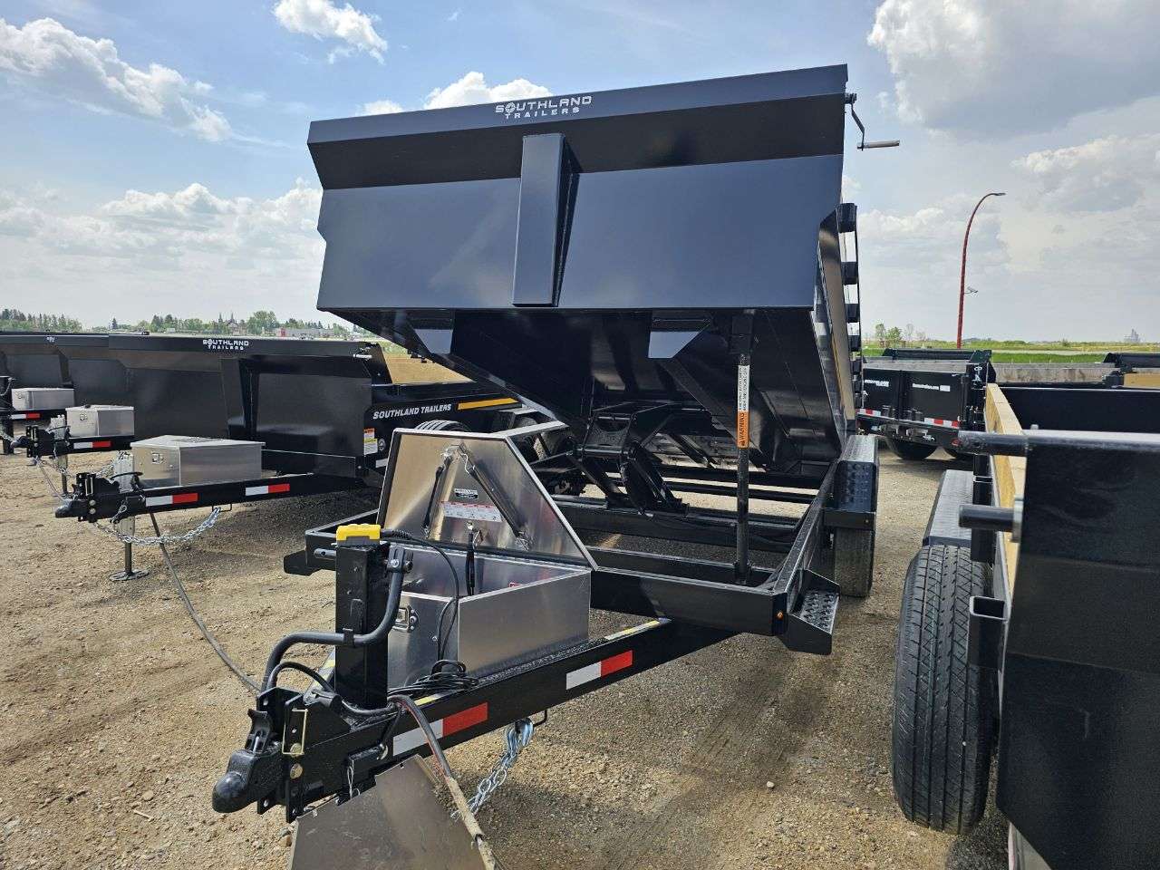 2026 Southland 16K 7' x 14' Dump