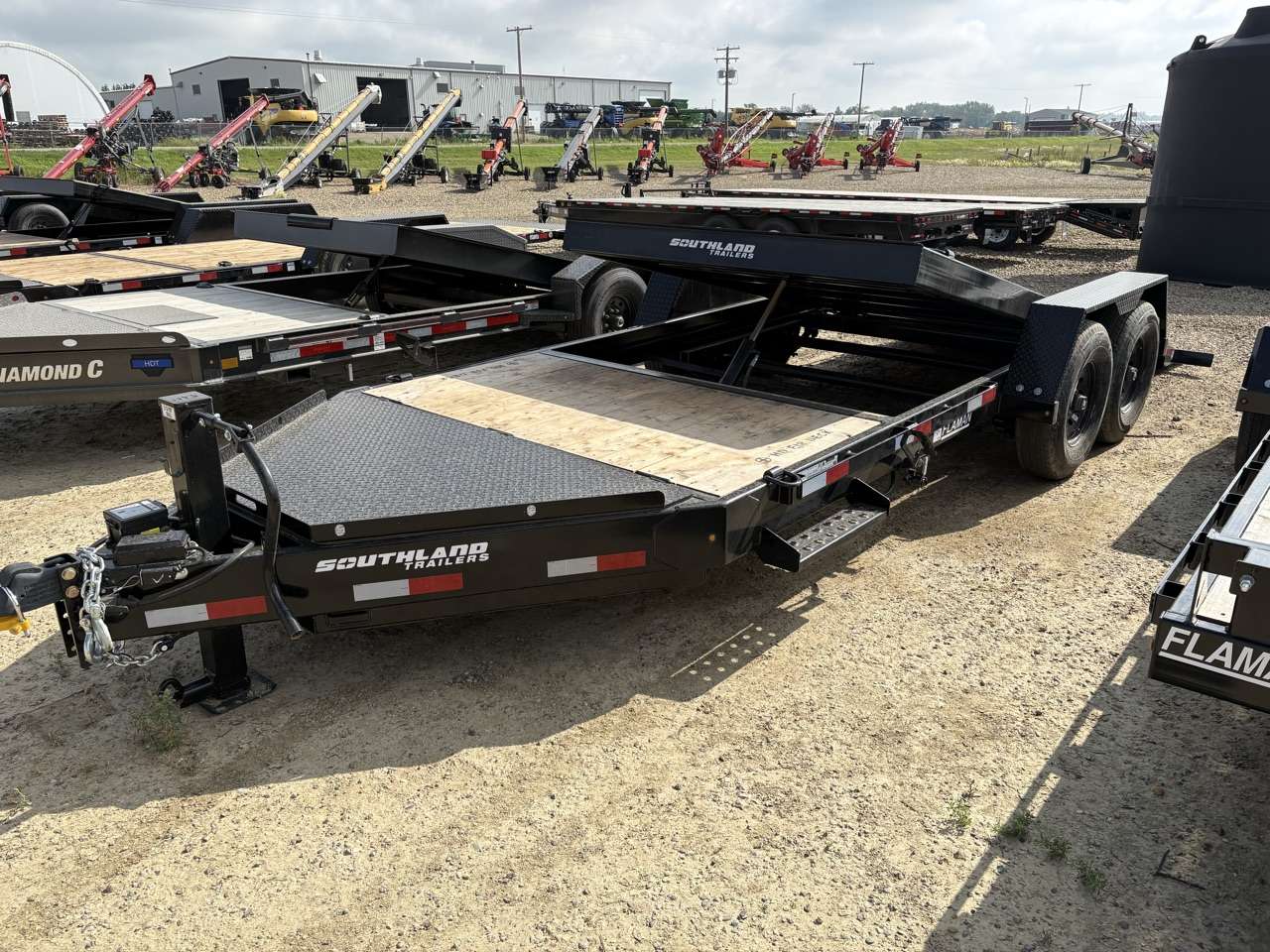 2026 Southland 20' (4' + 16') Partial Tilt Tandem 8K Trailer