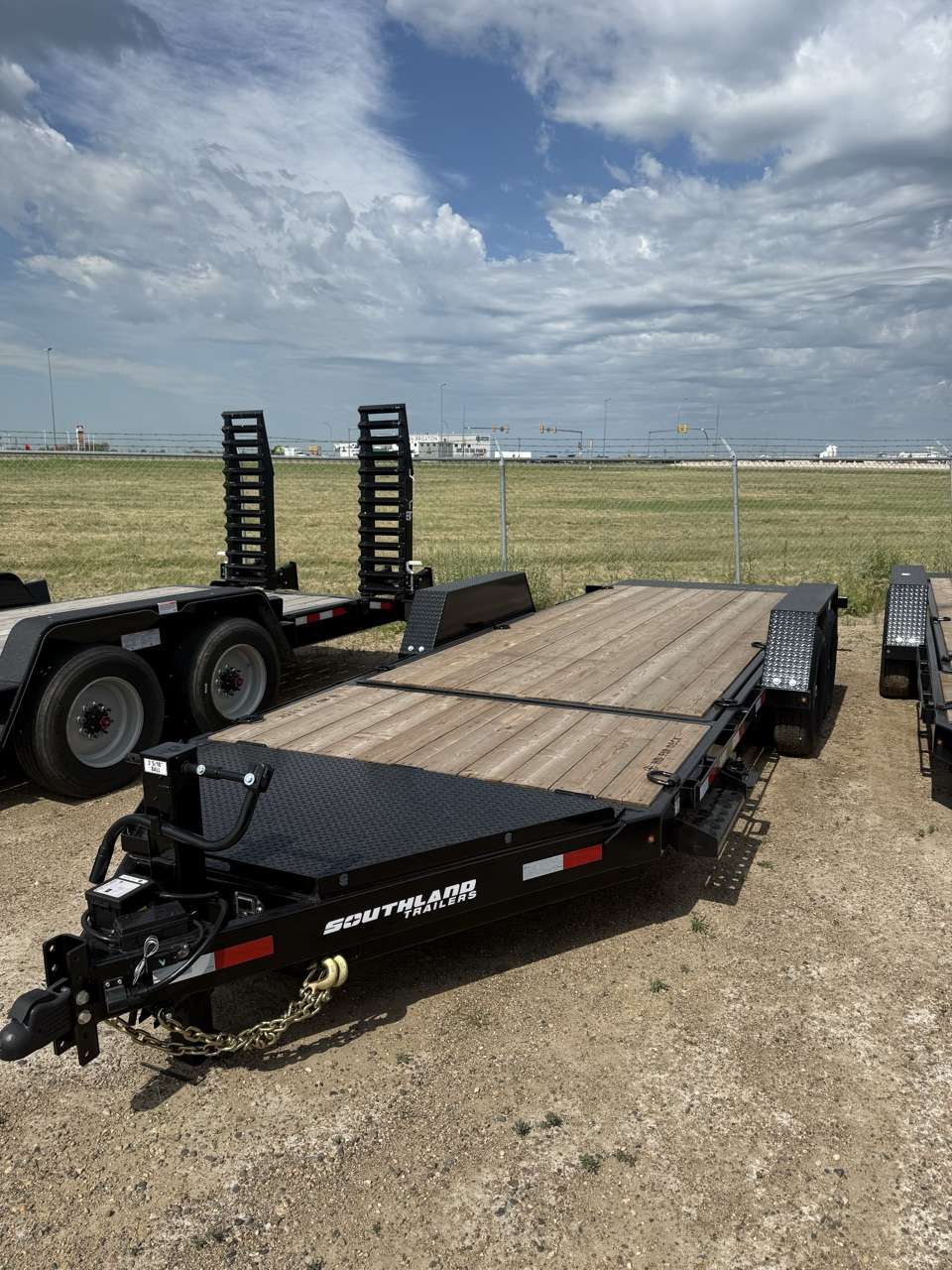 2026 Southland 22' (6' + 16') Partial Tilt Tandem 7K Trailer