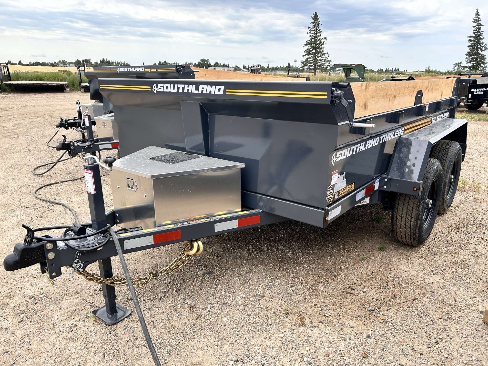 2026 Southland 6' x 10' Dump Tandem 5.2K Trailer