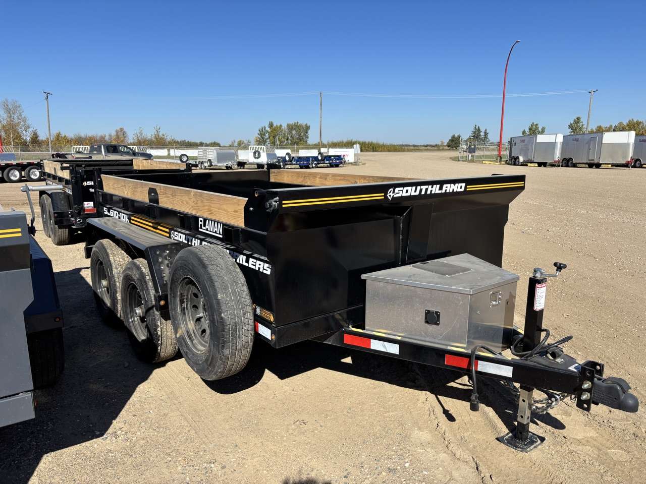 2026 Southland 6' x 10' Dump Tandem 5.2K Trailer