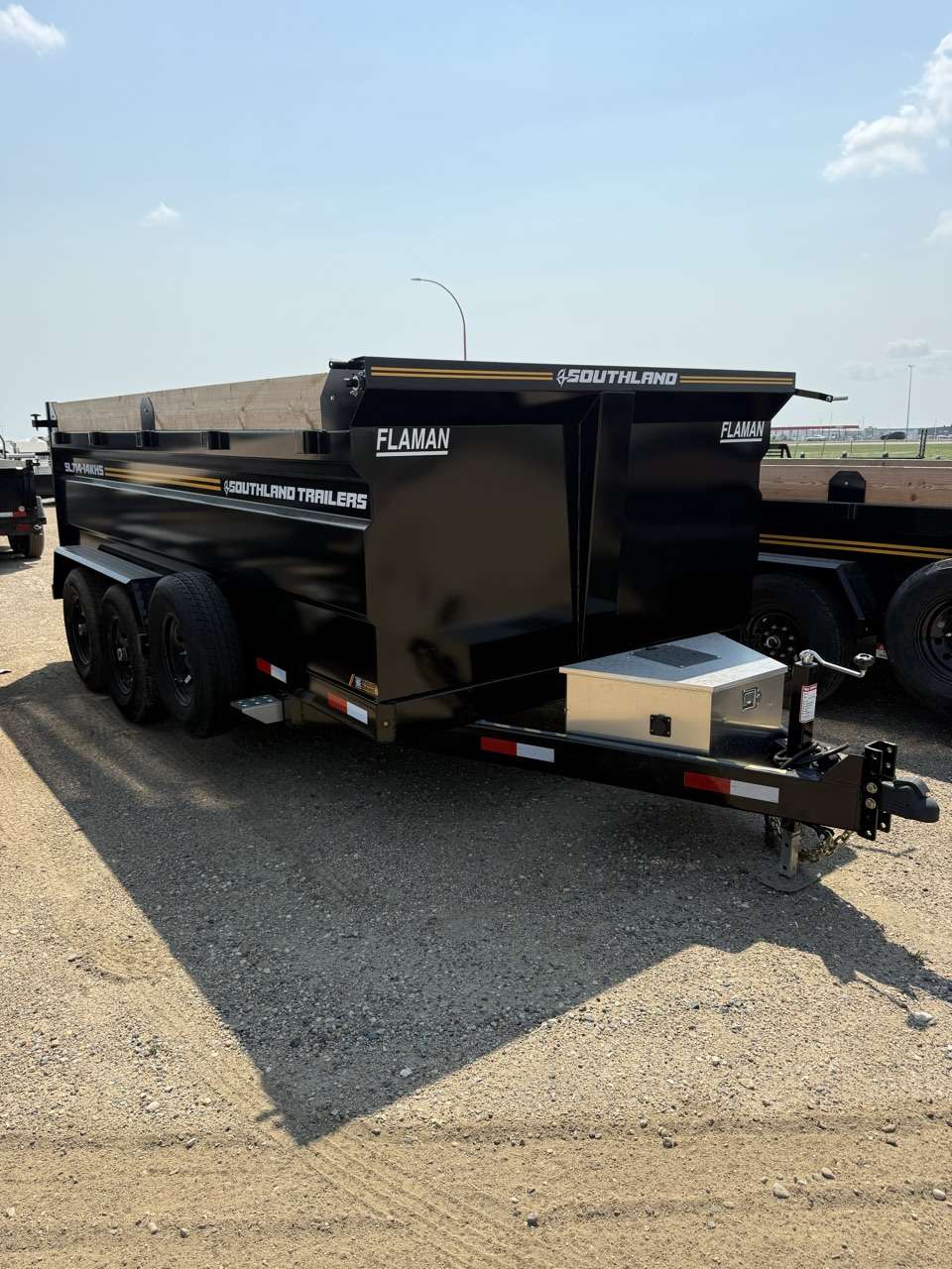 2026 Southland 7' x 14' High Side Dump Tandem 7K Trailer