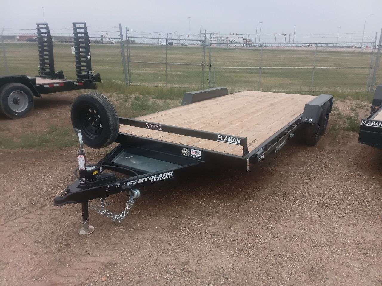 2026 Southland LBA 8'6" x 18' Flat Deck